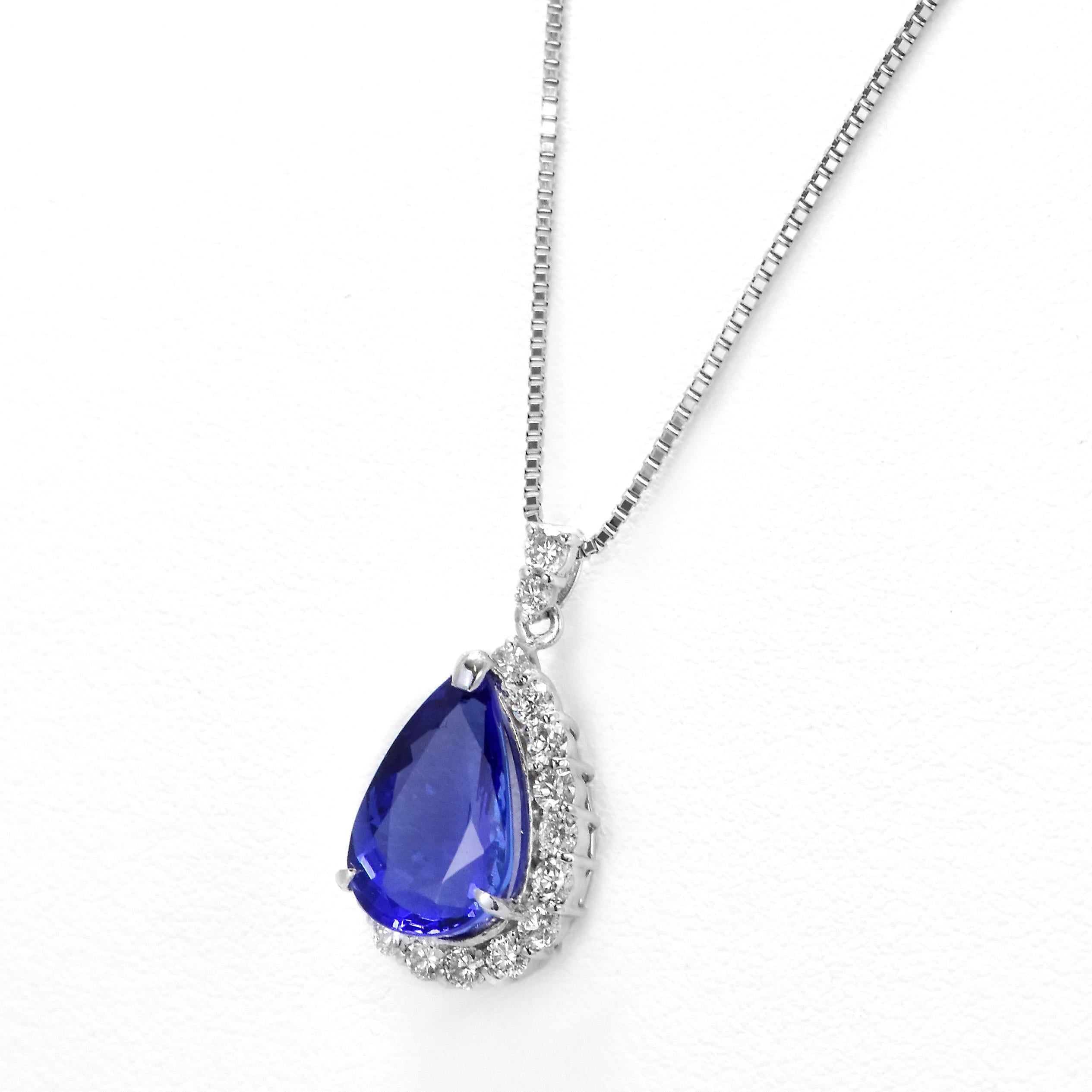 4.09 Carat Natural 'AAA' Tanzanite and Diamond Pendant Made in Platinum For Sale 1