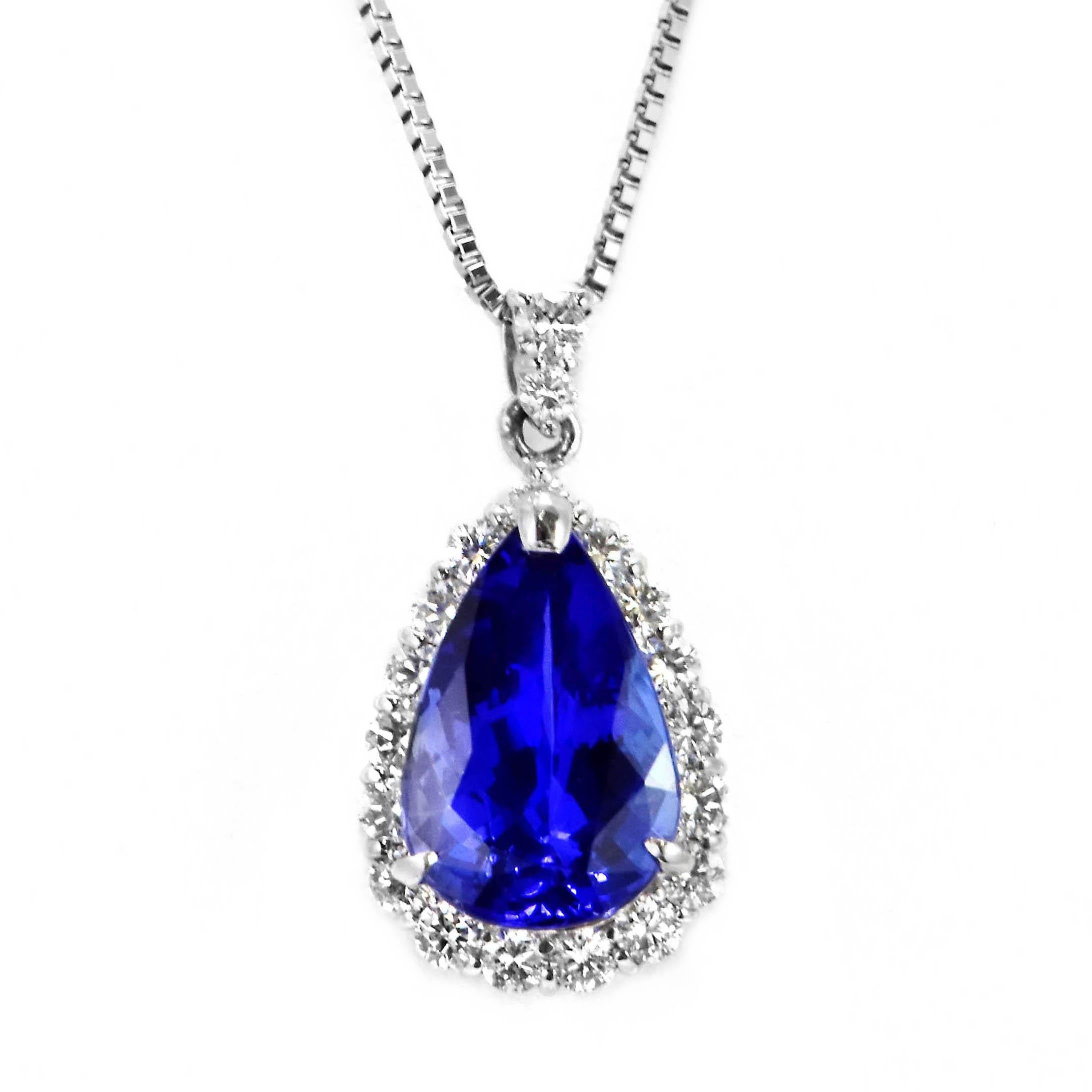 4.09 Carat Natural 'AAA' Tanzanite and Diamond Pendant Made in Platinum For Sale 2
