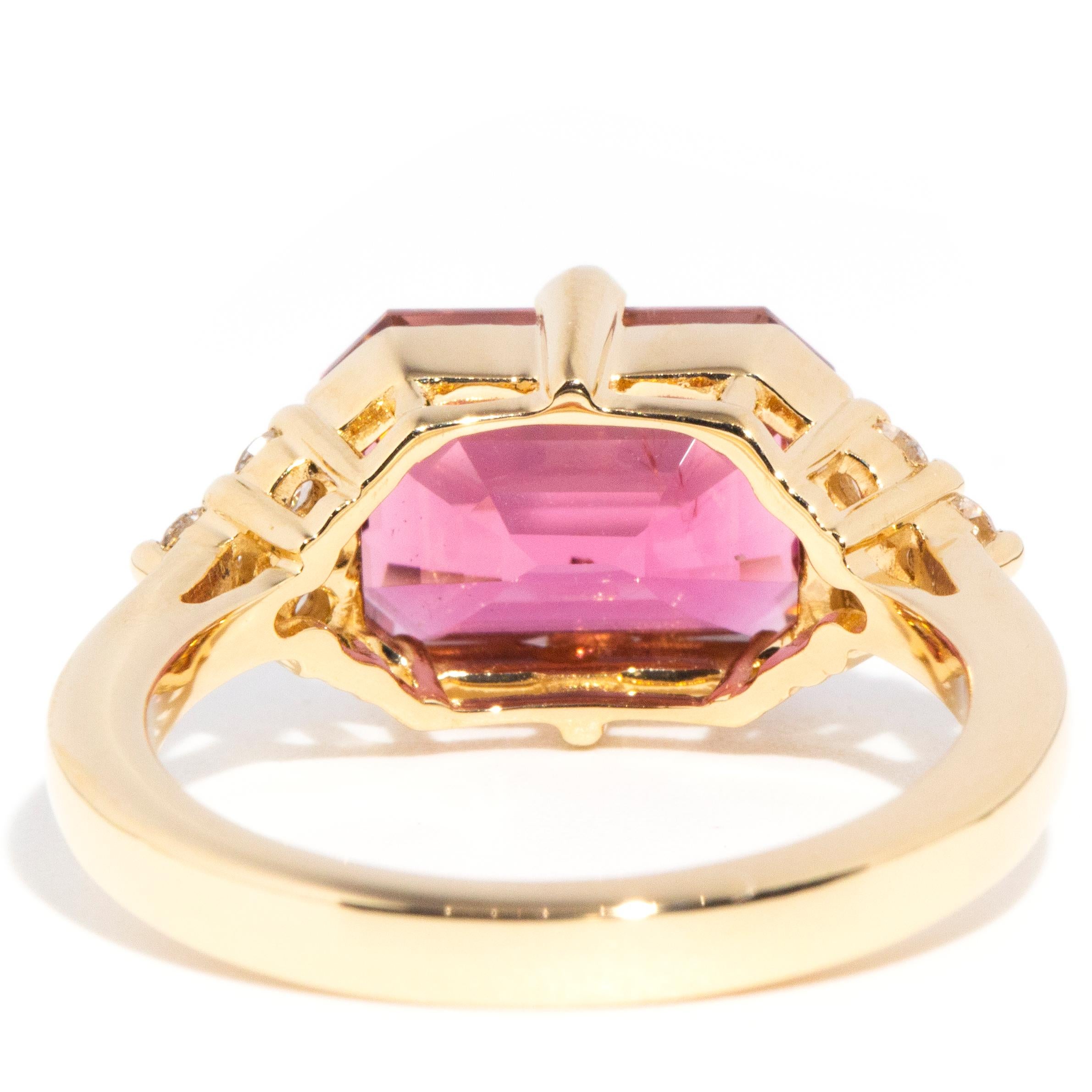 4.09 Carat Pink Tourmaline and Diamond Contemporary 18 Carat Yellow Gold Ring 3