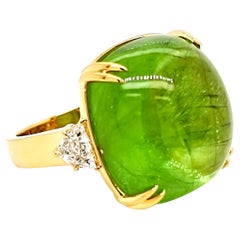 40.90 Karat Peridot Fancy Diamant Gelbgold Ring