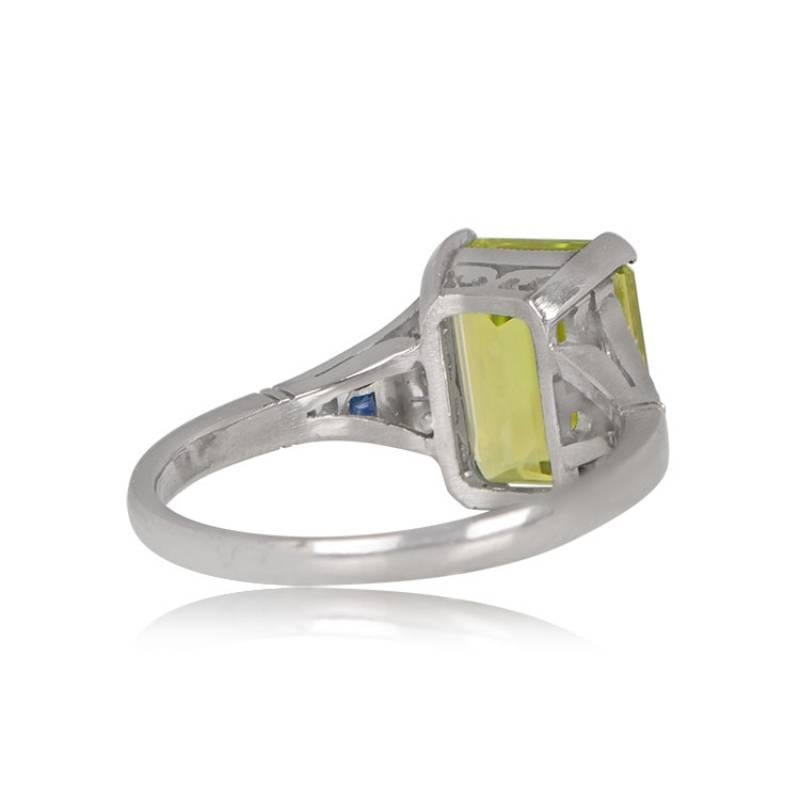 Edwardian 4.09ct Emerald Cut Natural Peridot Cocktail Ring, Platinum For Sale
