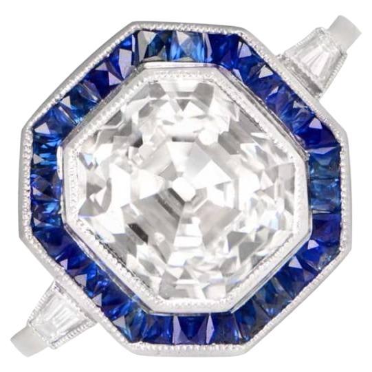 Bague de fiançailles en diamant taille Asscher de 4,09 carats certifié GIA, halo de saphirs de couleur G et VS1 en vente