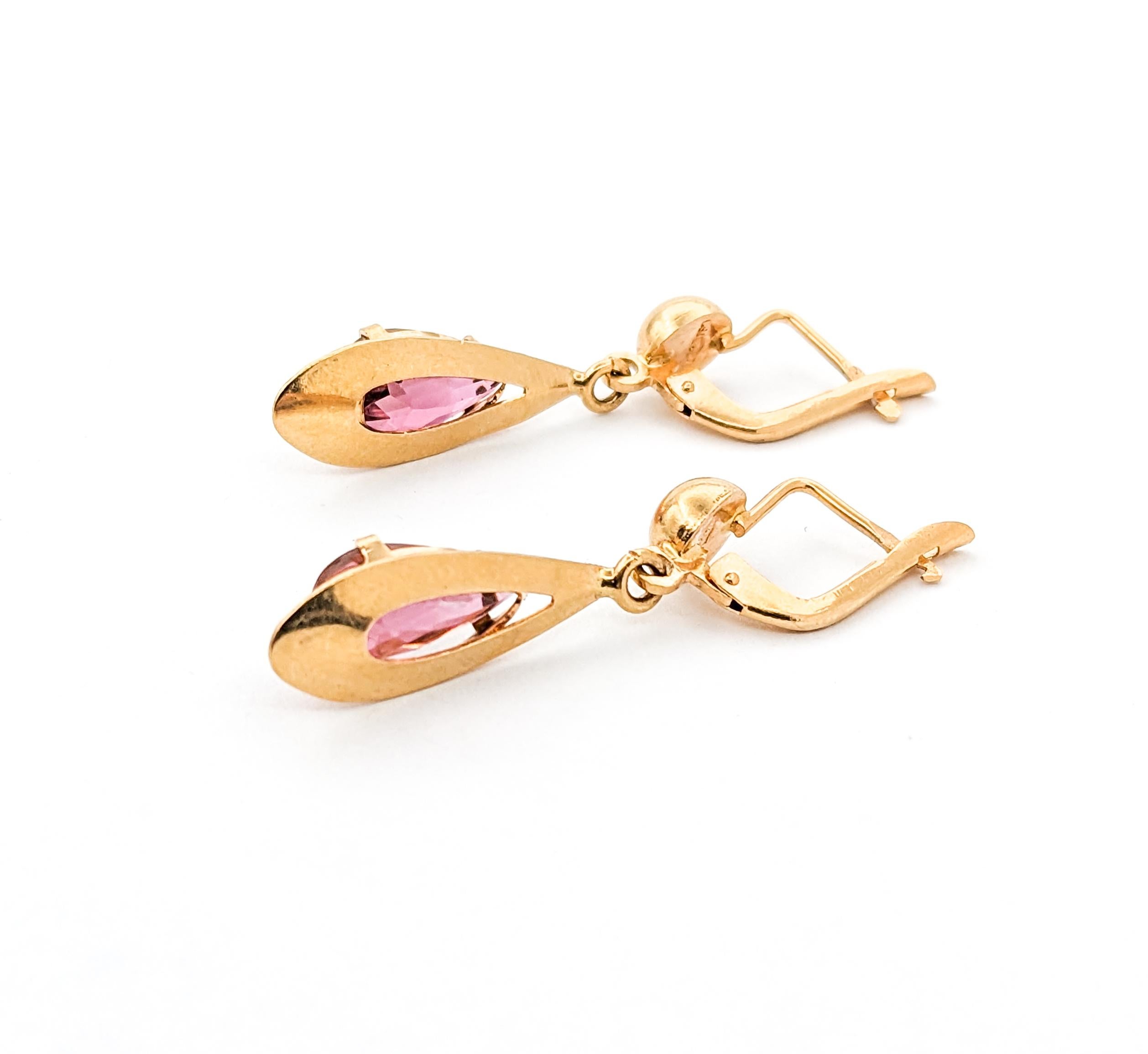 4.09ctw Pink Tourmaline Vintage Dangle Earrings In Yellow Gold In Excellent Condition For Sale In Bloomington, MN