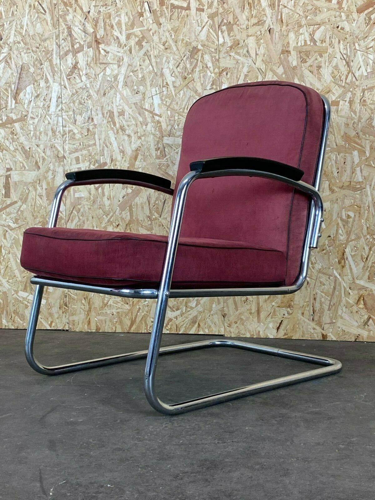 40er 50er Jahre Bauhaus Freischwinger Mauser Stahlrohr Clubsessel 1 von 3

Objekt: Clubsessel

Hersteller:

Zustand: gut - vintage

Alter: etwa 1940-1950

Abmessungen:

63cm x 78cm x 86cm
Sitzhöhe = 44cm

Sonstige Anmerkungen:

Die