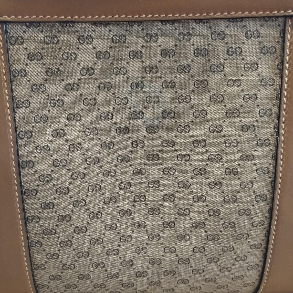 Women's or Men's 40s/50s Rare Gucci Vintage Travel Bag For Sale
