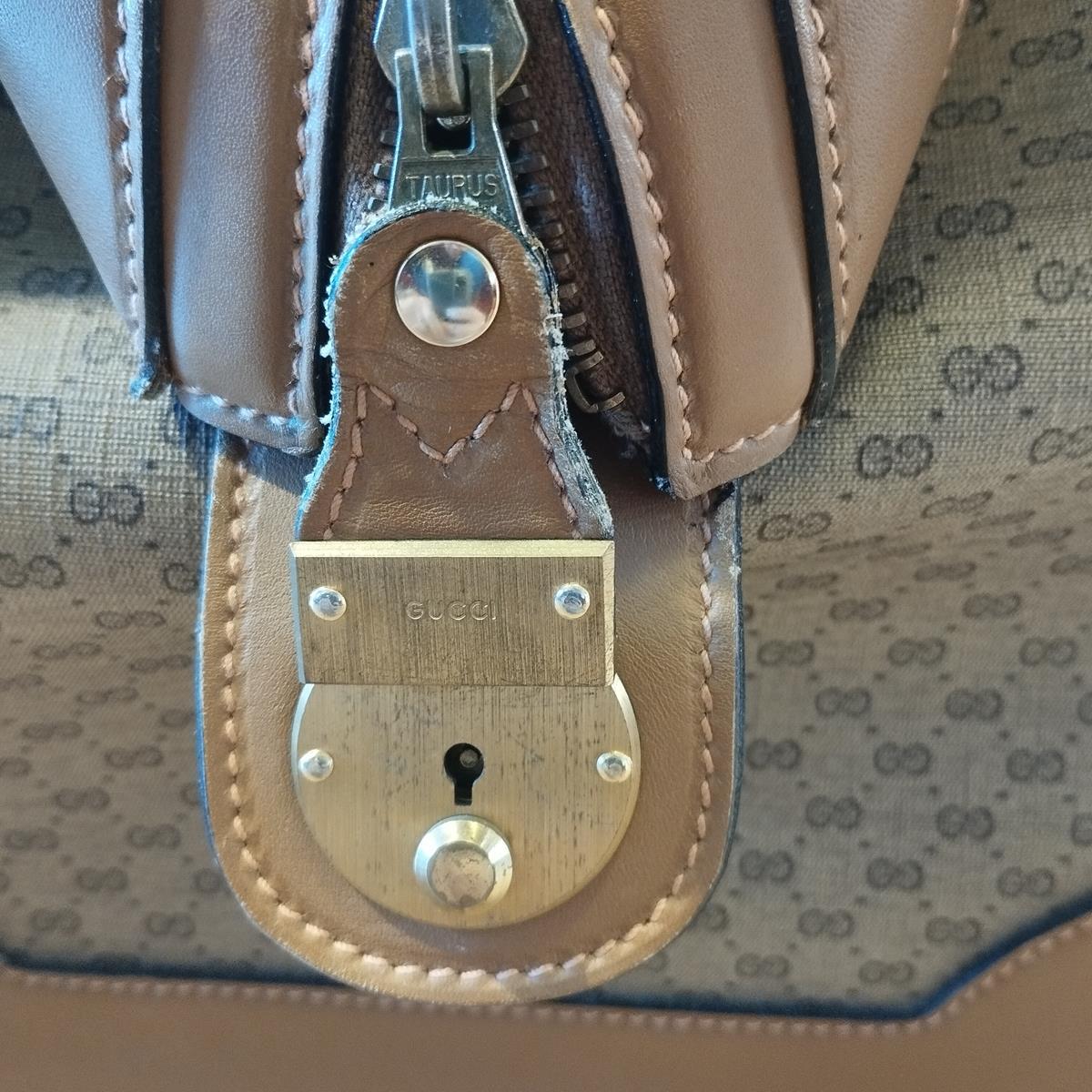 40s/50s Rare Gucci Vintage Travel Bag For Sale 2
