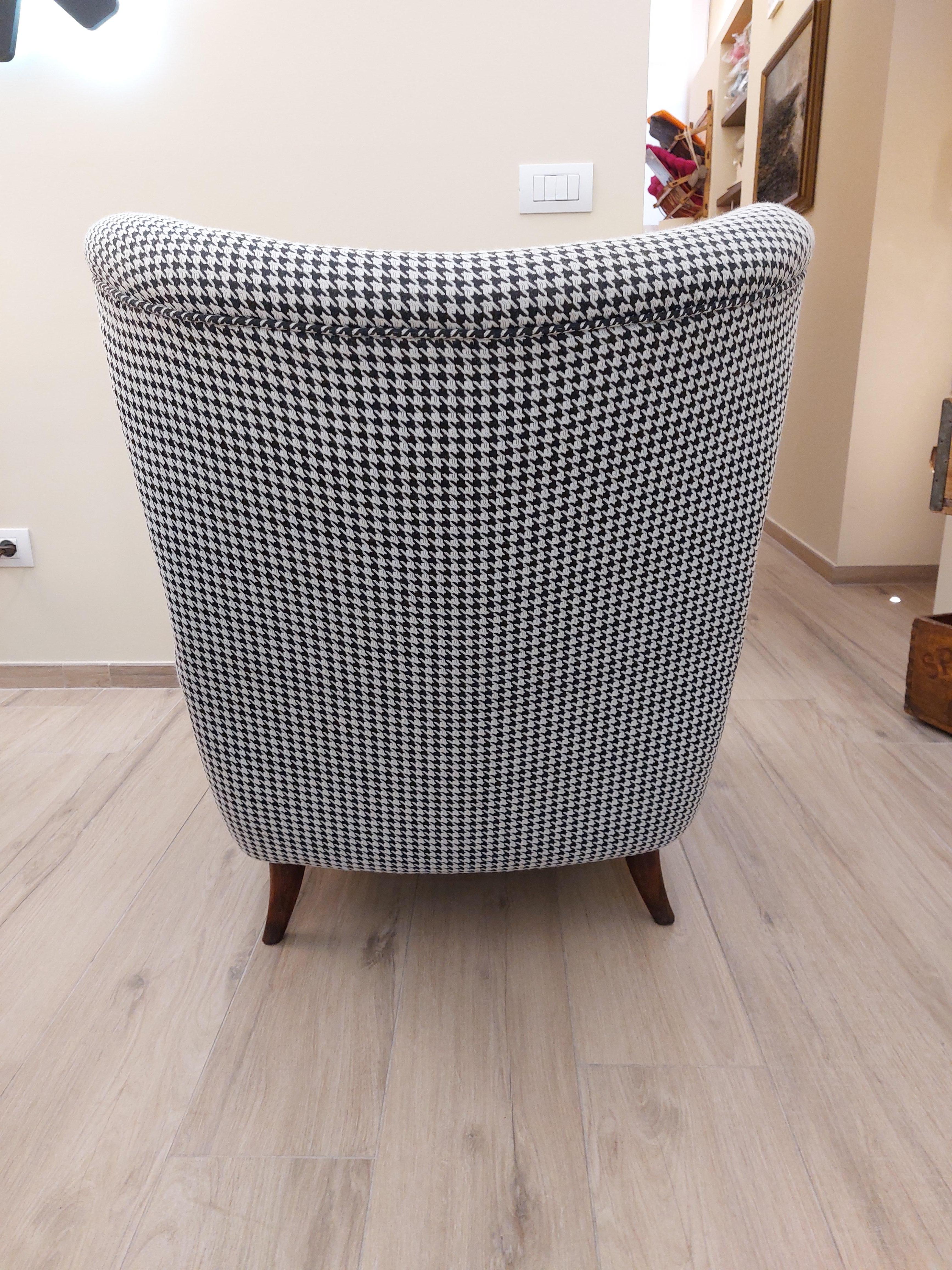 '40s Armchair with New Houndstooth Upholstery 1