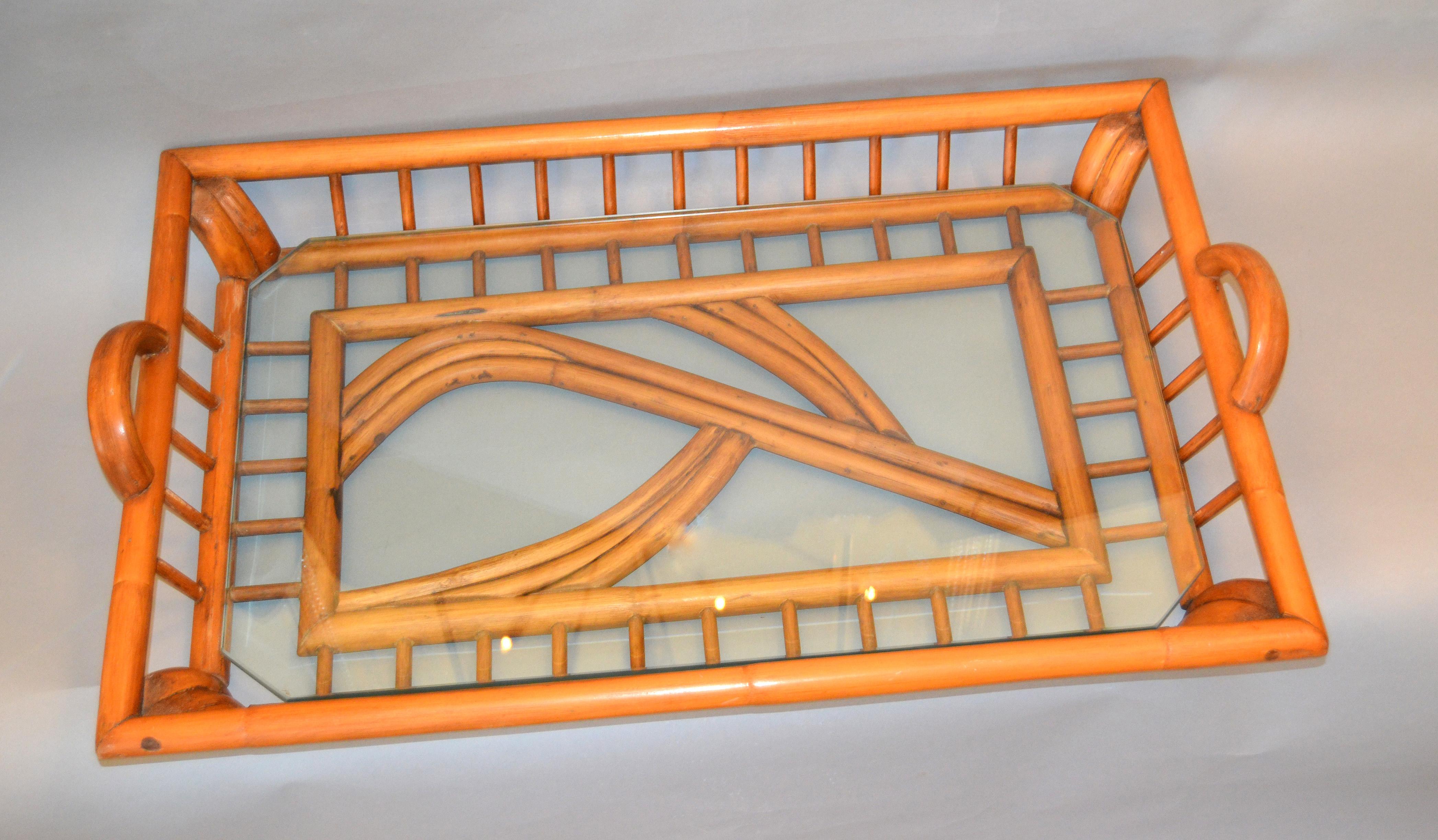 1940s Boho Chic Handcrafted Bamboo Wood & Glass Table Tray Serving Tray Platte For Sale 2