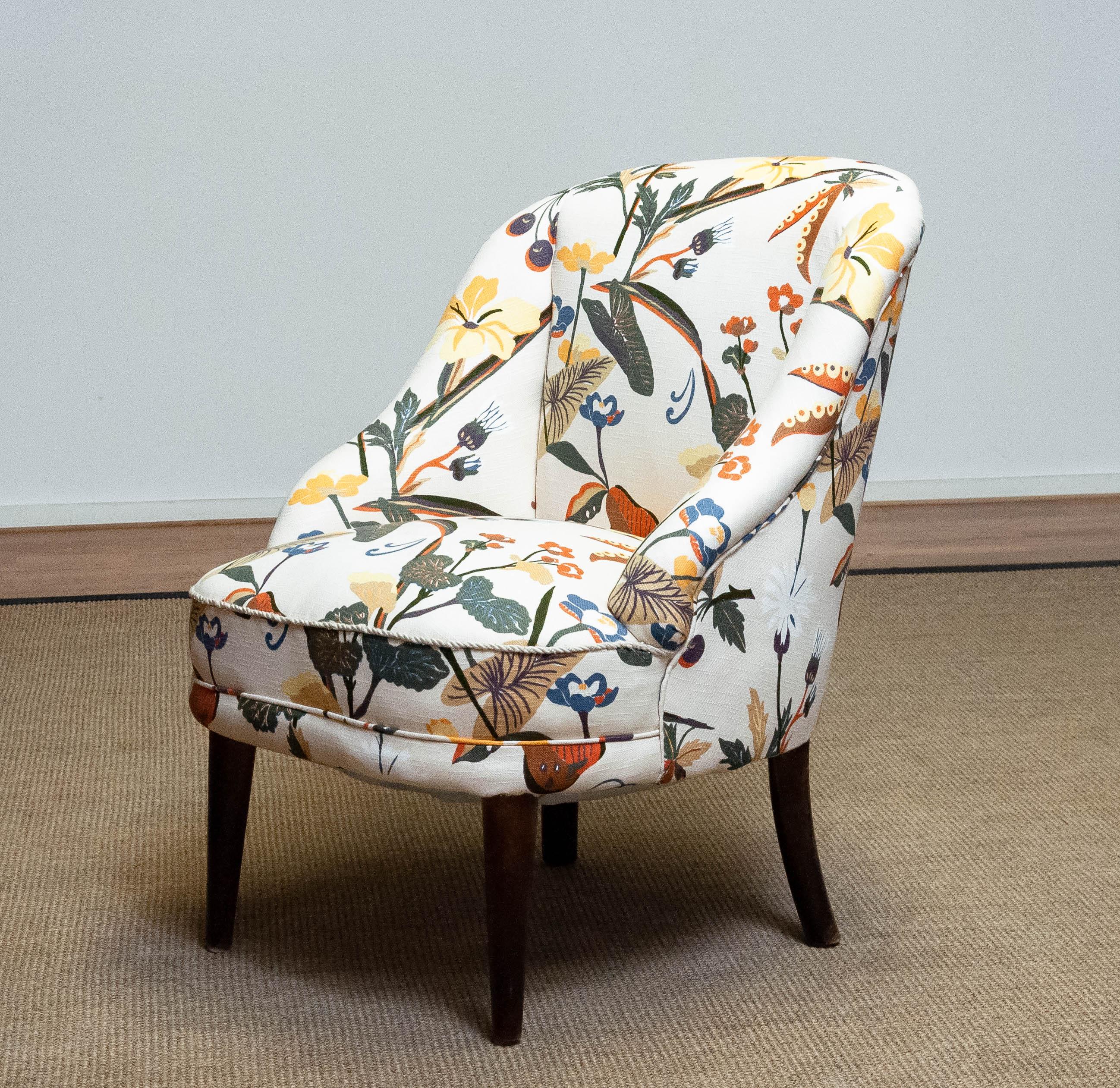 '40s Floral Printed Linen, J. Frank Style, New Upholstered Danish Slipper Chair For Sale 5