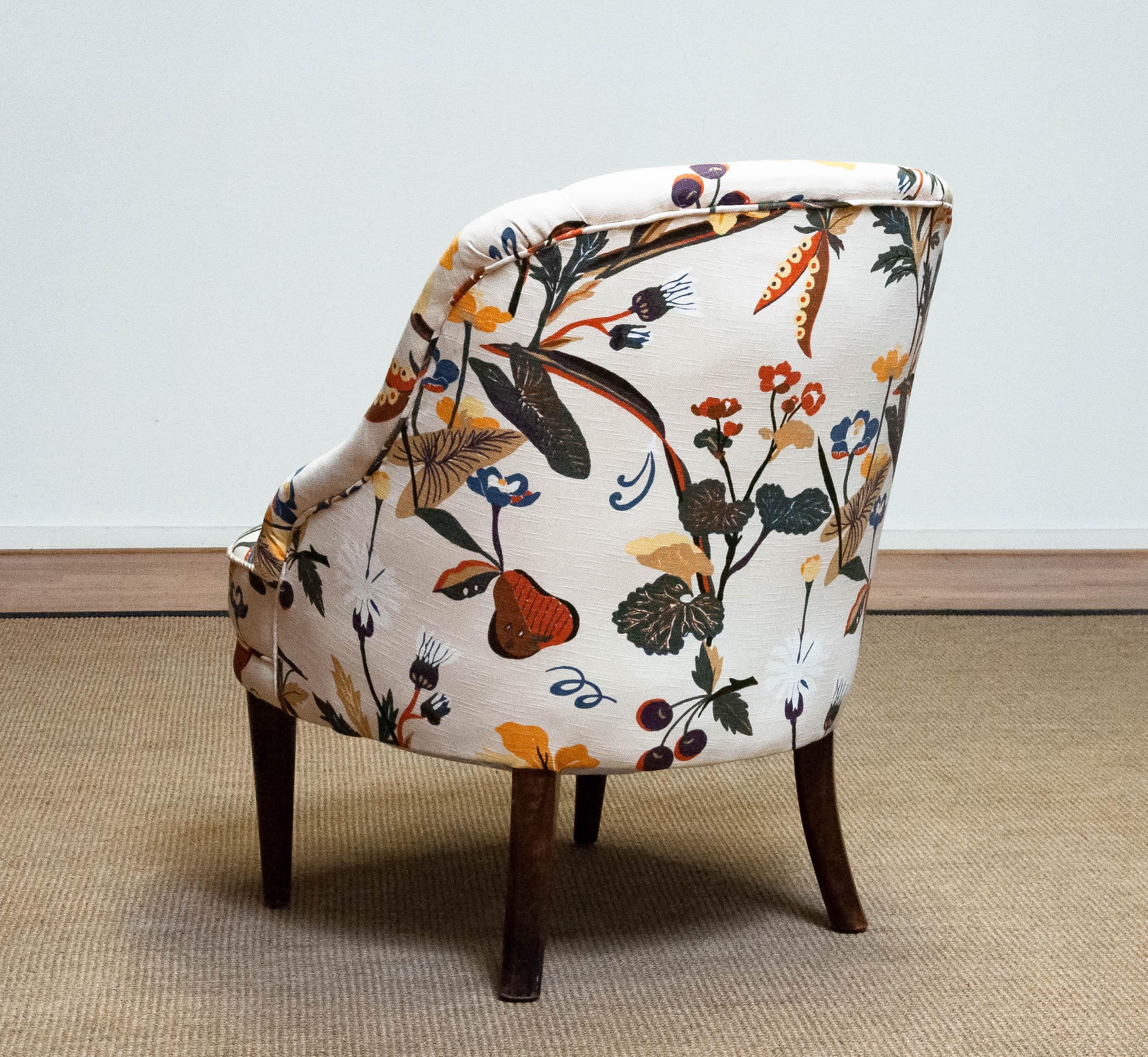 '40s Floral Printed Linen, J. Frank Style, New Upholstered Danish Slipper Chair For Sale 1