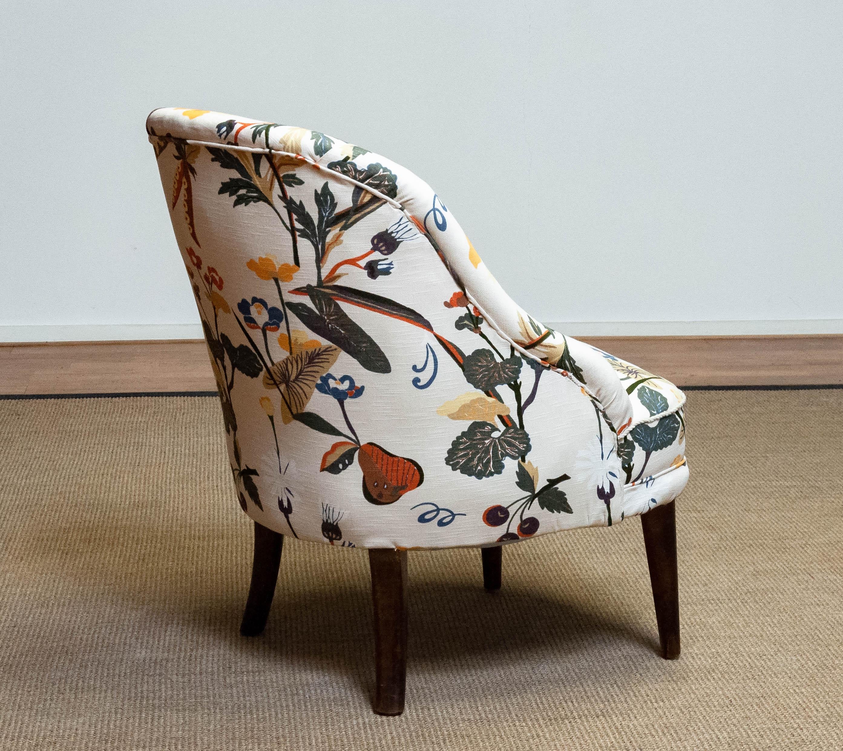 '40s Floral Printed Linen, J. Frank Style, New Upholstered Danish Slipper Chair For Sale 2