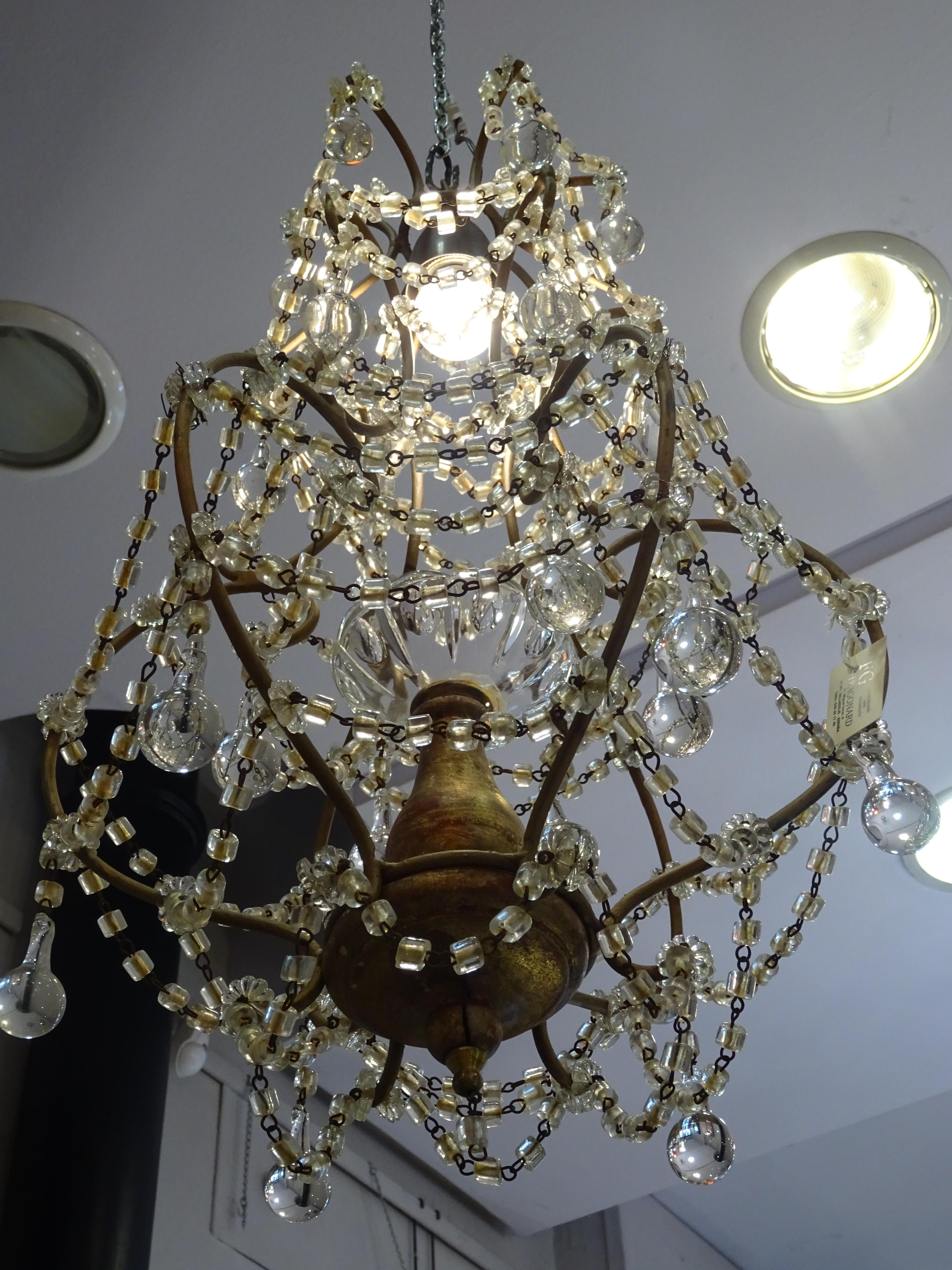 1940s Italian White Glass and Wood Louis XV Style Chandelier 9