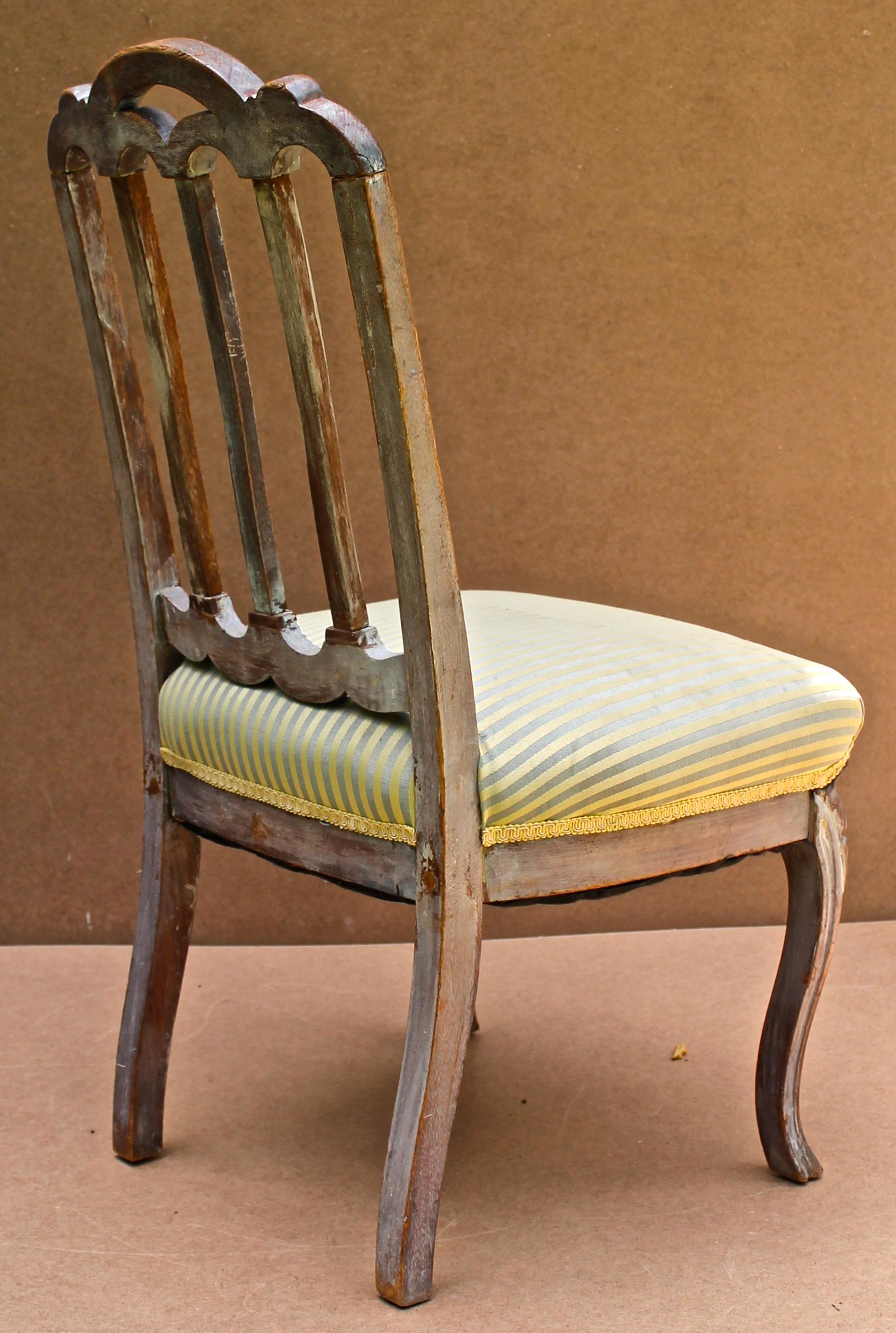 1940s White Limed Oak Side Chairs in Louis XV Style In Good Condition For Sale In Sharon, CT