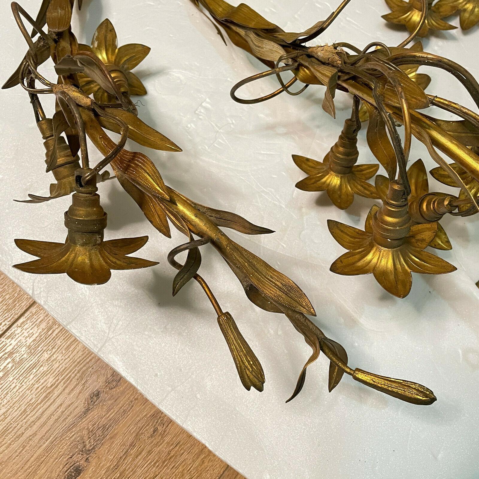 40er Jahre XL Französische 11flammige Wandleuchte aus vergoldeter Bronze in geblümter Form/Szene von Maison Jansen im Zustand „Gut“ im Angebot in Opa Locka, FL