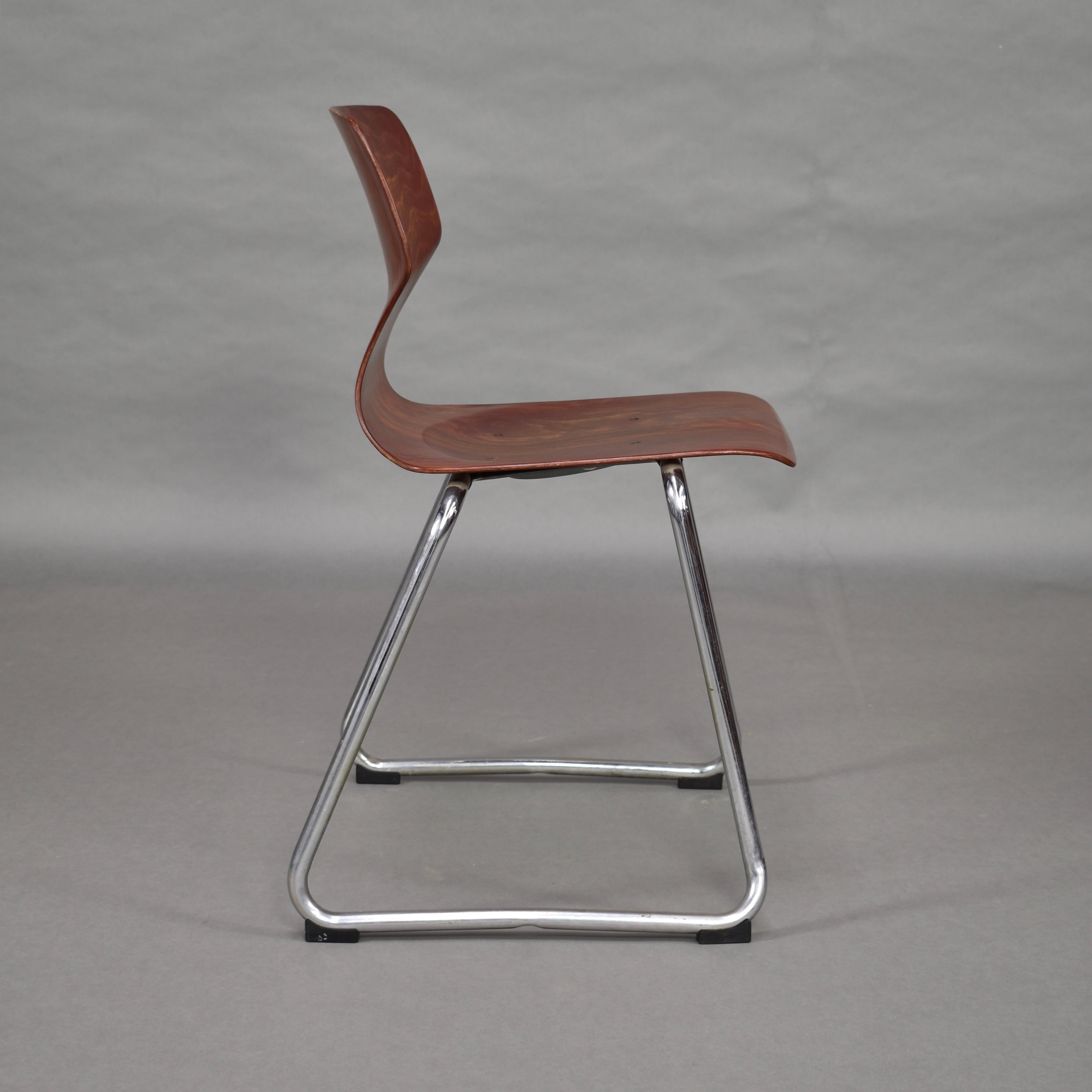 Late 20th Century 40 Elmar Flototto Pagholz Stacking Chairs, Germany, 1970s
