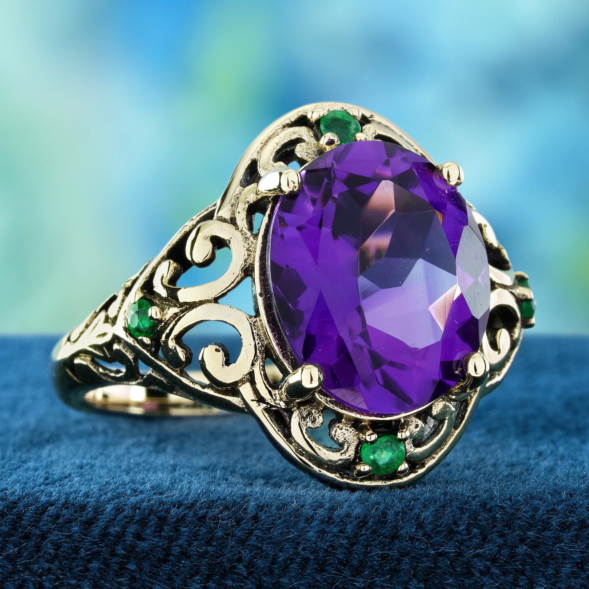 4,1 ct. Amethyst Smaragd Vintage Style filigranen Ring in massivem 9K Gelb (Edwardian) im Angebot