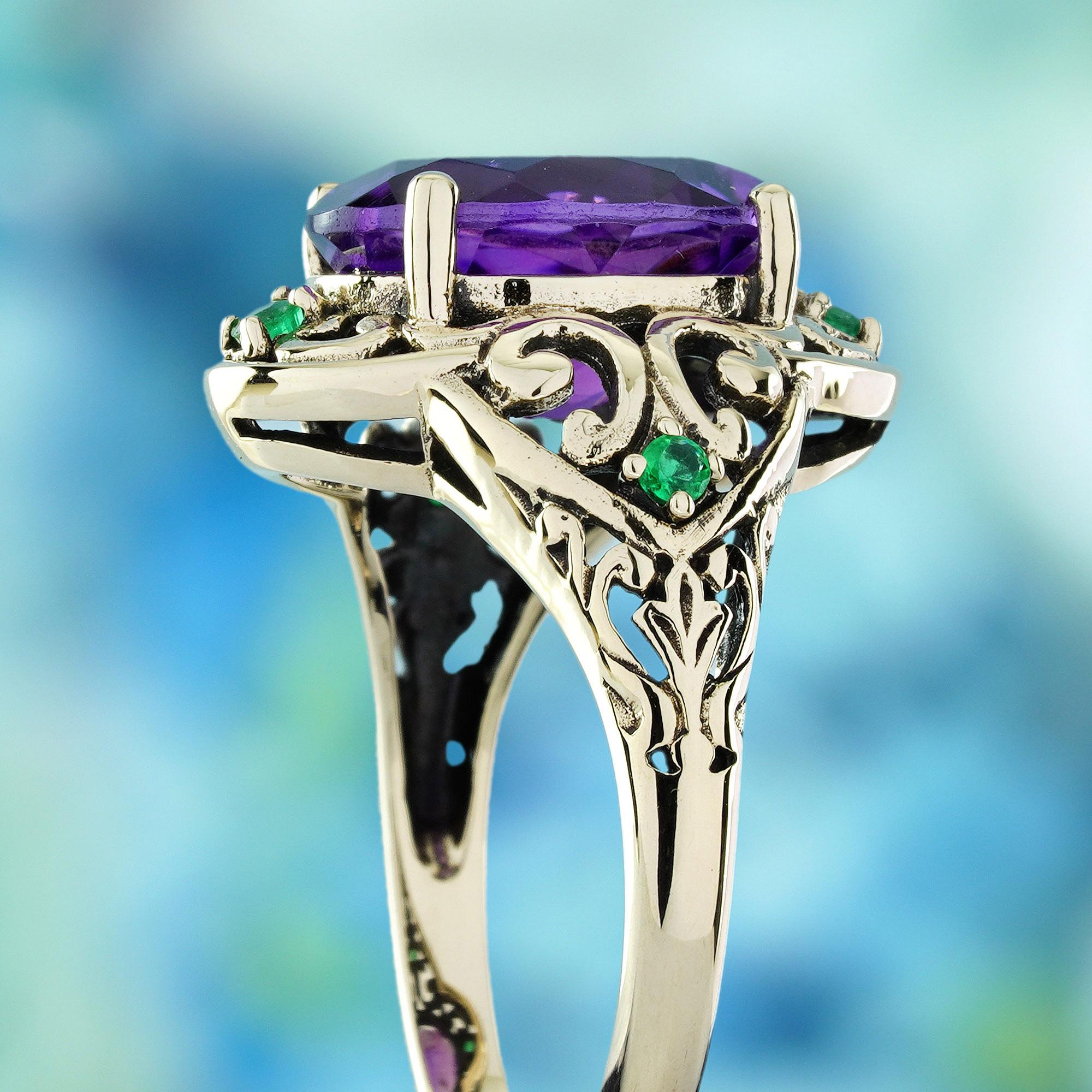 4,1 ct. Bague filigranée de style vintage en améthyste et émeraude en or jaune 9K massif Unisexe en vente