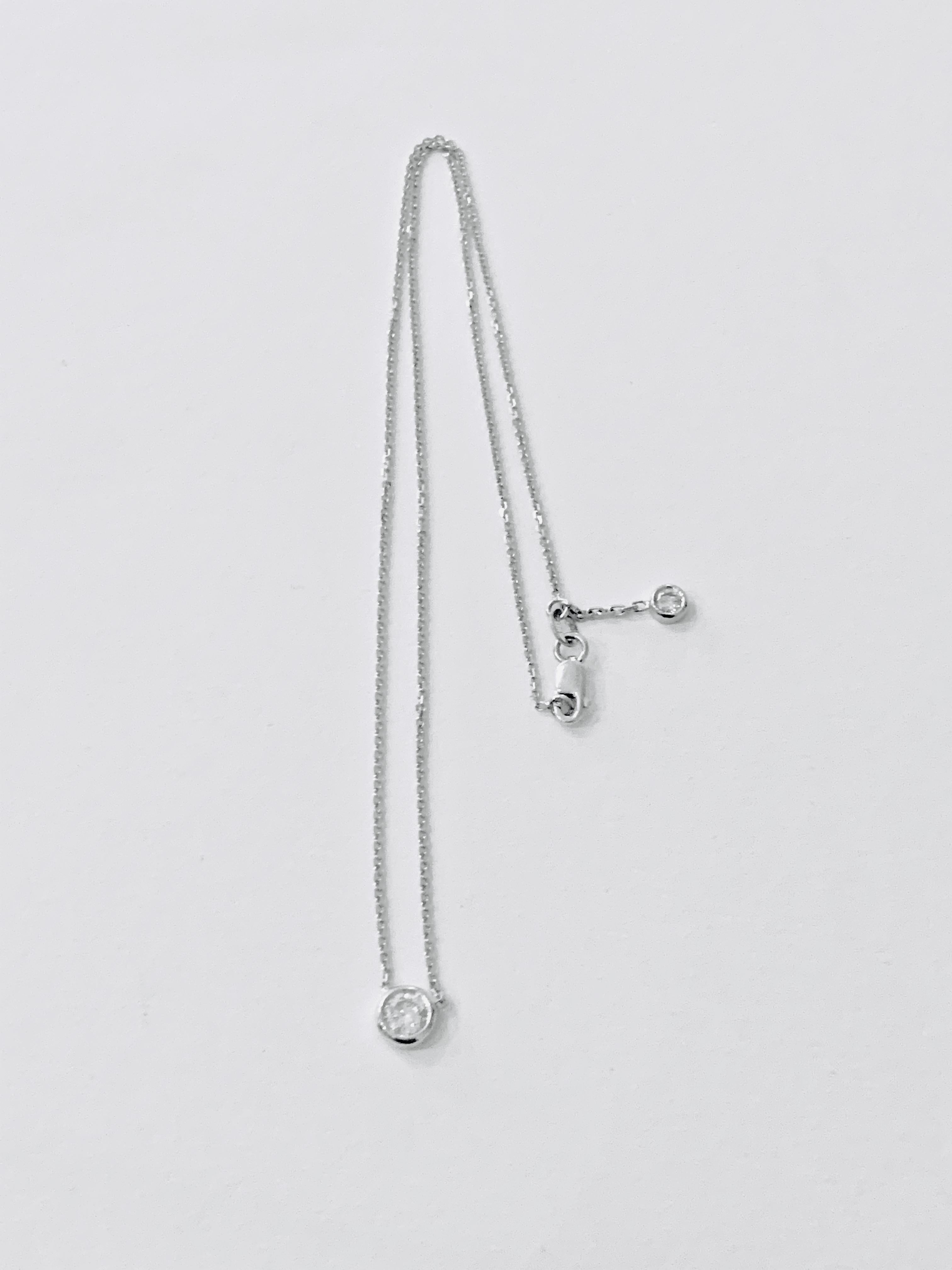 .41 Carat Brilliant Cut Diamond Bezel Set Necklace in 18 Carat White Gold For Sale 2