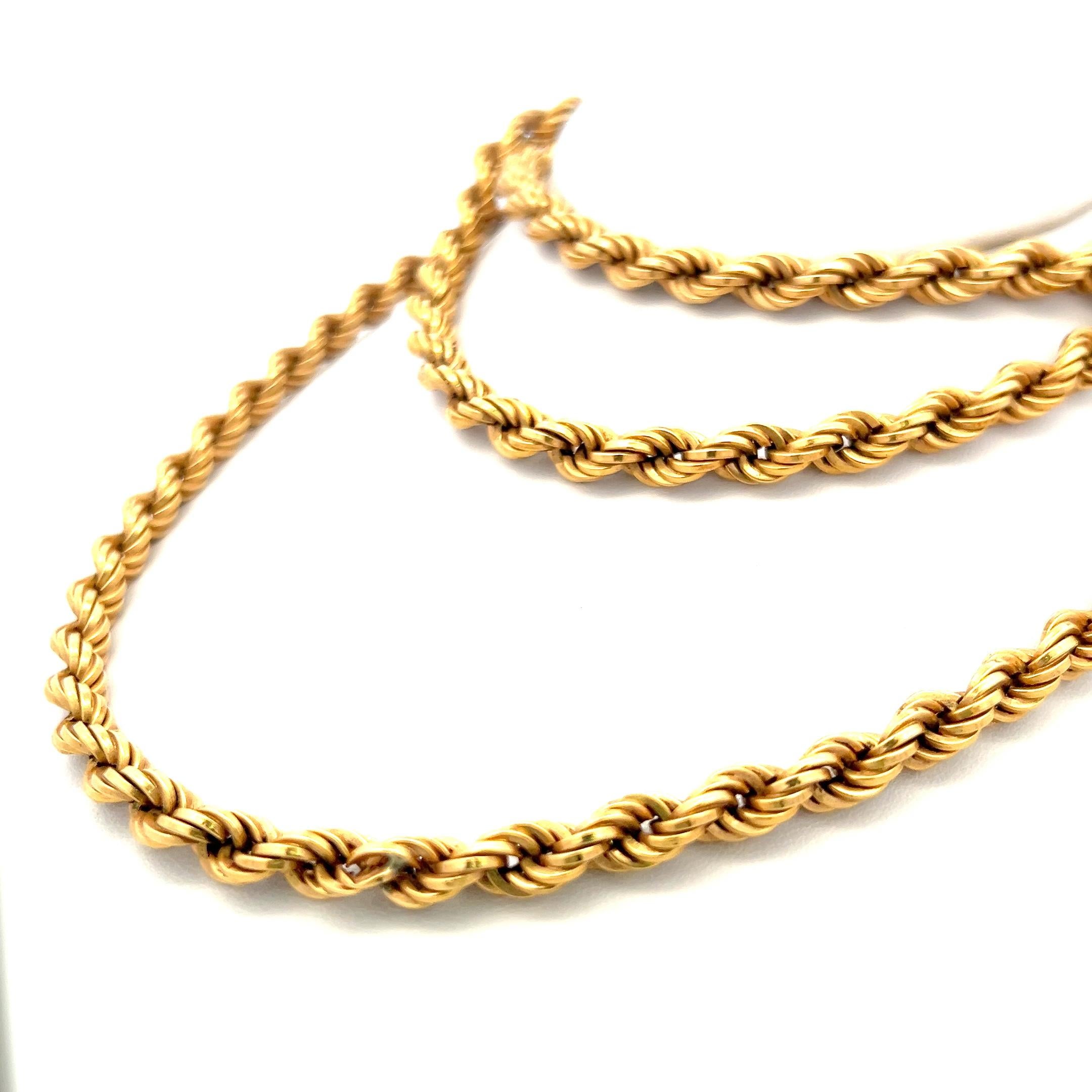Título:
Collar de cadena de oro amarillo de 18 quilates
Estilo:
Cadena
Metal:
oro amarillo de 18 quilates
Dimensión:
41*0,23*0,15IN
Peso:
51,1 gramos
Estado:
Vintage y Estate
Identificación del producto:
5J213
Nota:
Ten en cuenta que el peso, el