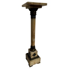 41" Onyx avec accents de bronze et émail champlevé