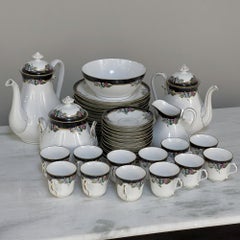 41-Piece 19th Century Vieux-Paris Coffee & Tea Service