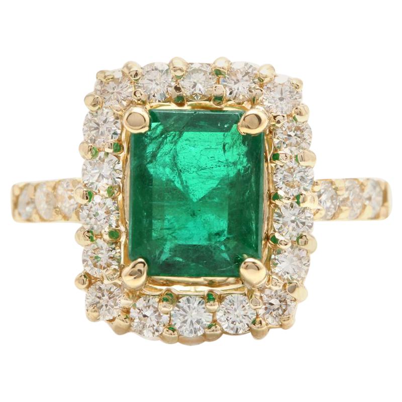 4,10 Karat natürlicher Smaragd und Diamant 18 Karat massiver Gelbgold Ring im Angebot