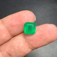 4.10 Carat Natural Loose Emerald Gemstone From Swat, Pakistan