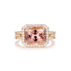 Anillo de oro amarillo de 18 quilates con turmalina rosa y diamantes de 4,10 quilates