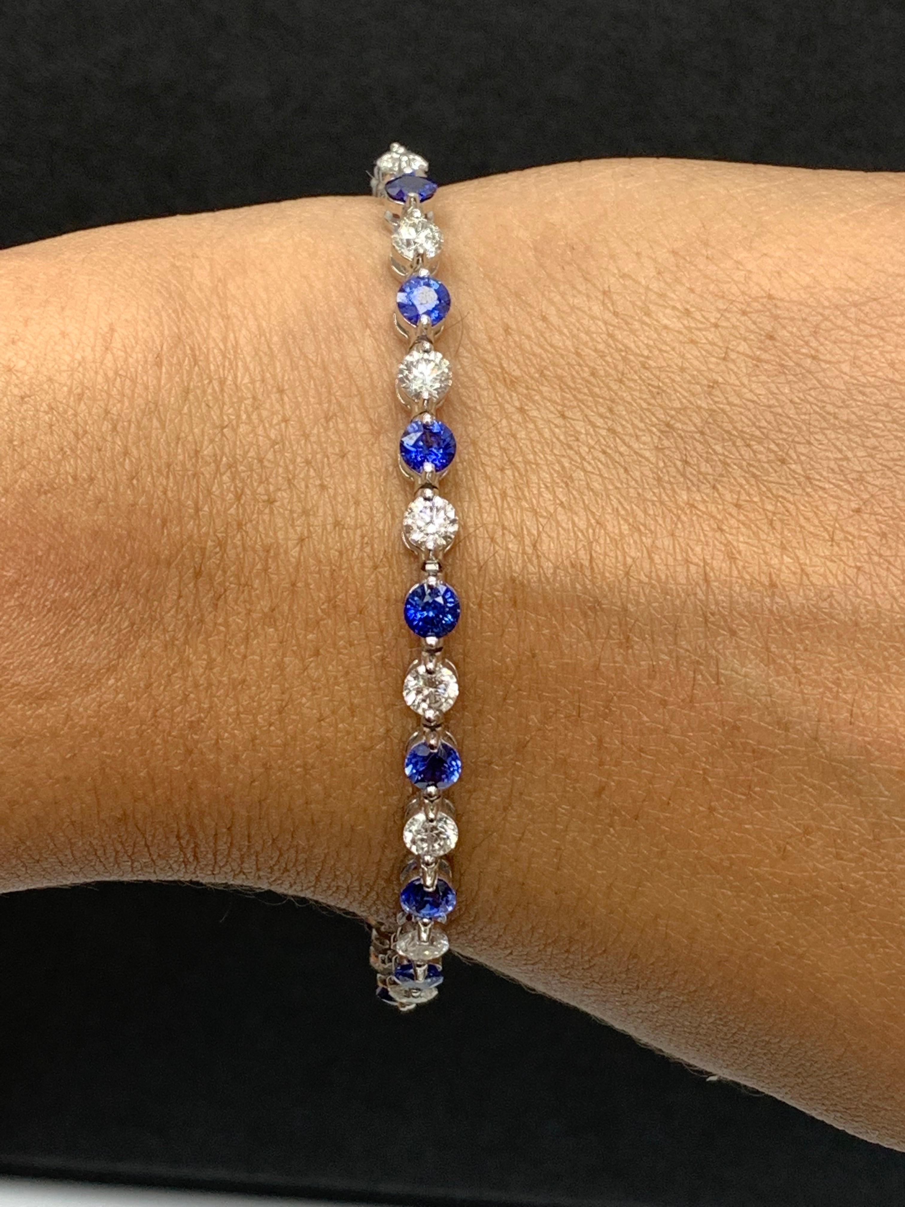 4.10 Carat Round Blue Sapphire and Diamond Bracelet in 14K White Gold In New Condition For Sale In NEW YORK, NY