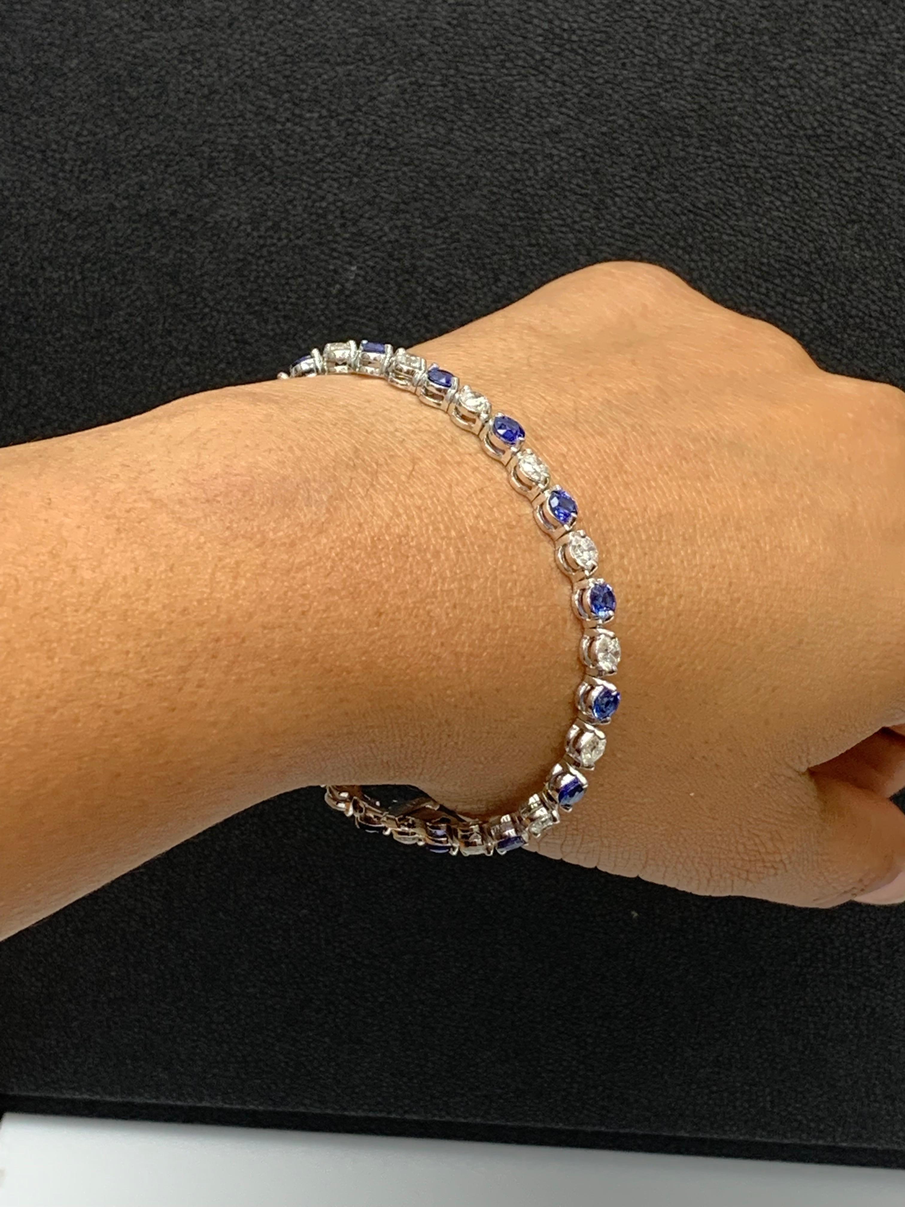 4.10 Carat Round Blue Sapphire and Diamond Bracelet in 14K White Gold For Sale 2