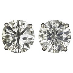 Boucles d'oreilles diamant rond brillant de 4,10 carats au total - Natural Earth Mined