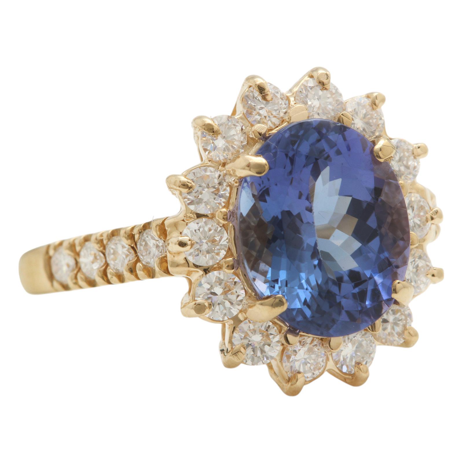 4,10 carati naturali di tanzanite e diamanti in oro giallo massiccio 14 carati, molto belli da vedere


Il peso totale della tanzanite naturale taglio ovale è di: Circa 3.20 Carati 

Misure della tanzanite: Circa 10,00 x 8,00 mm
 
 Peso dei diamanti