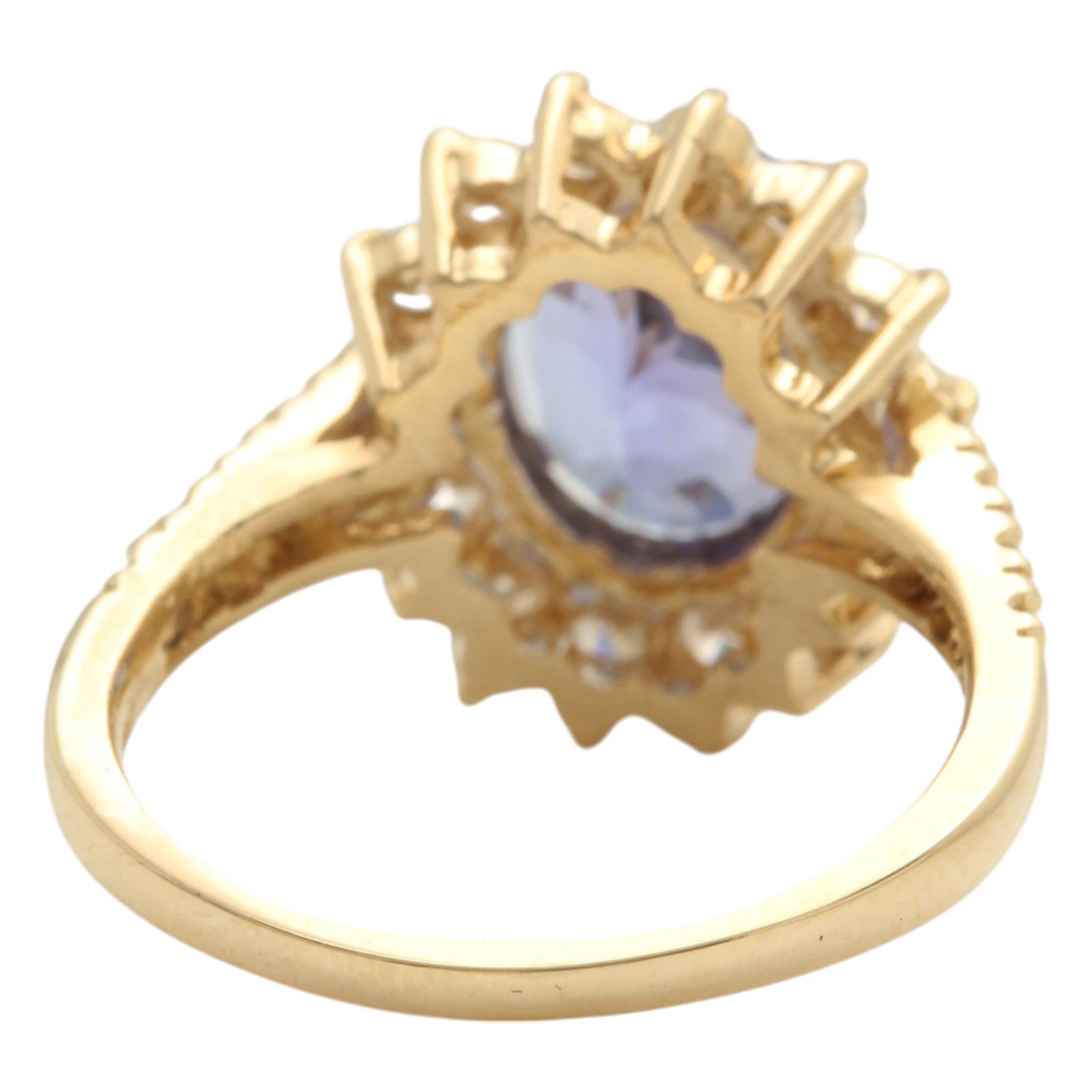Anello in oro giallo massiccio 14K con tanzanite naturale e diamanti da 4,10 carati In condizioni Nuovo in vendita a Los Angeles, CA