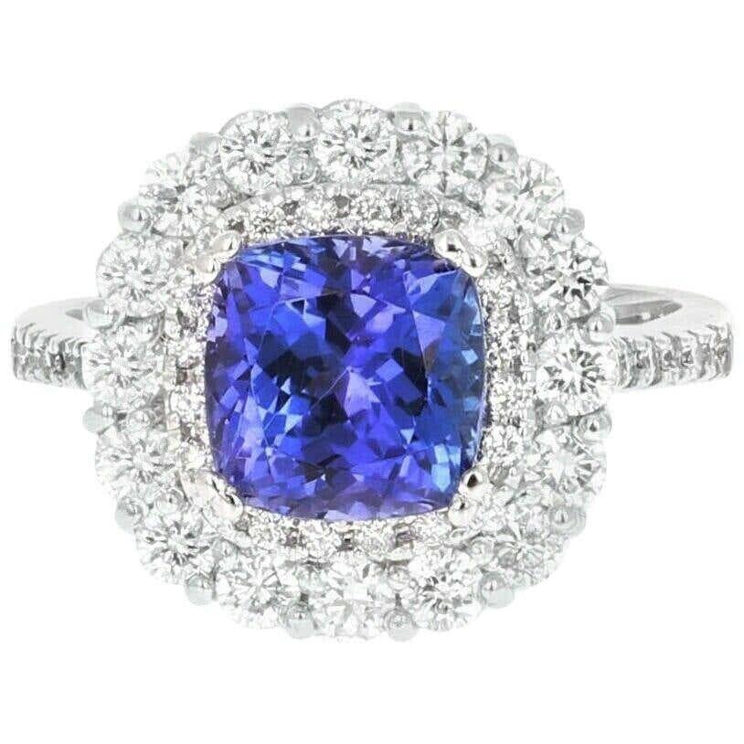 4.10 Carat Natural Very Nice Looking Tanzanite and Diamond 14K Solid White Gold In New Condition For Sale In Los Angeles, CA