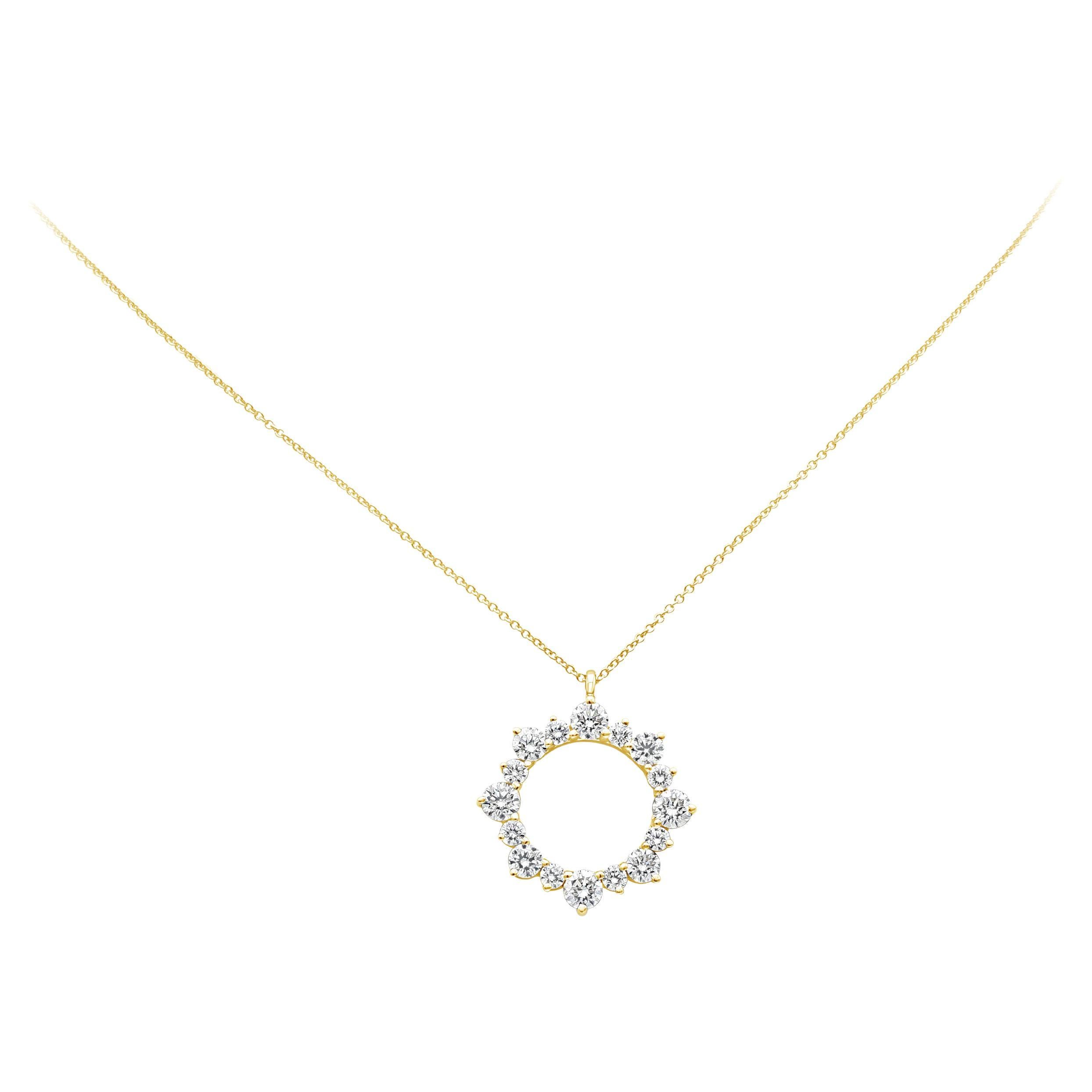 4.10 Carats Total Fancy Shape Diamond Circle Pendant in Yellow Gold