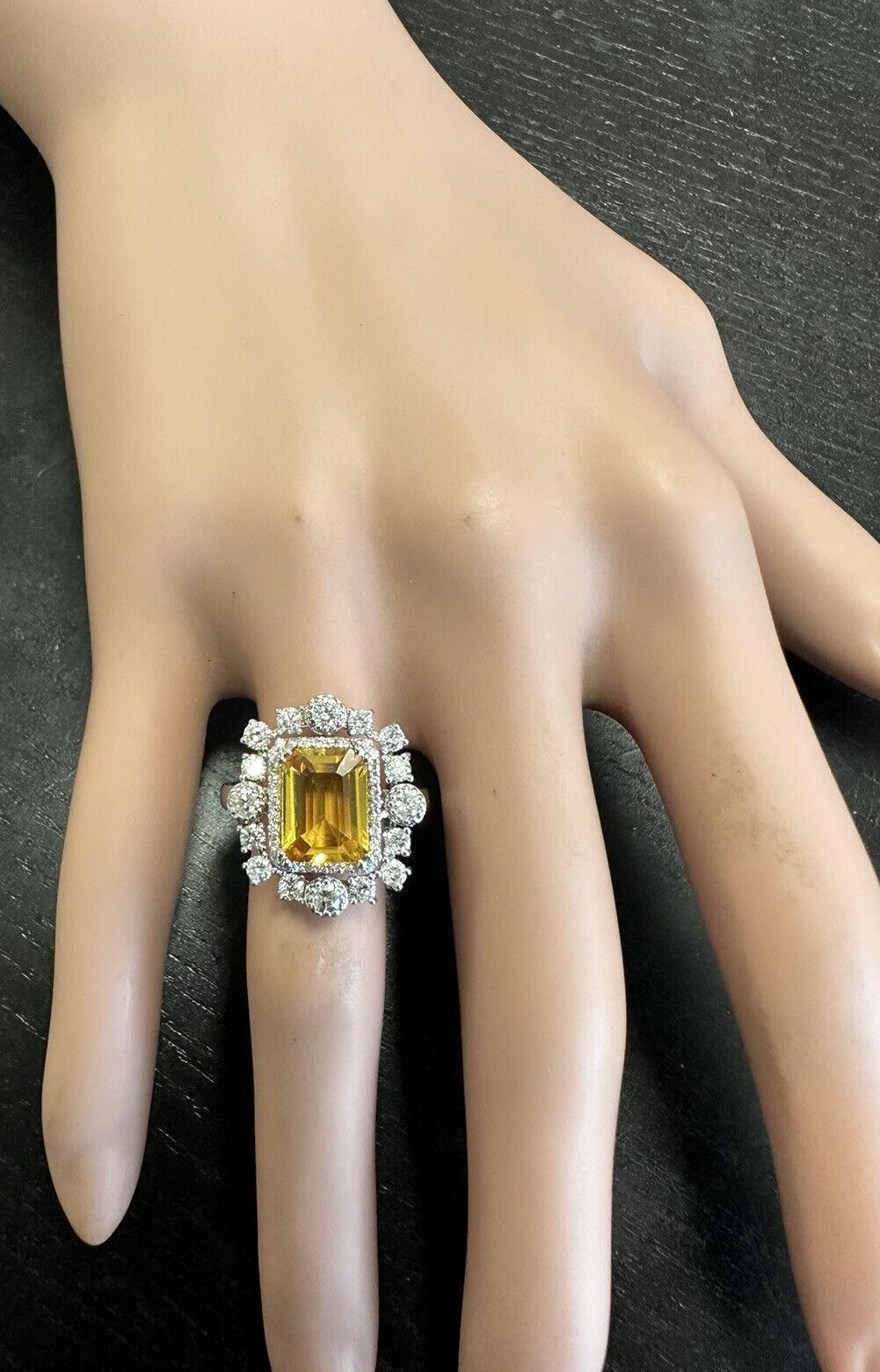 Bague en or blanc massif 14 carats avec saphir jaune naturel de 4,10 carats et diamants Pour femmes en vente