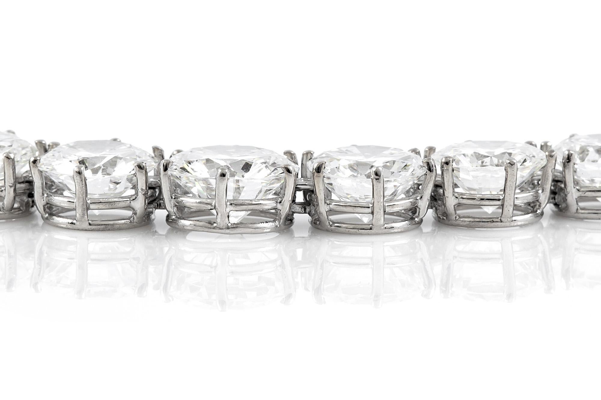 41.00 Carat Diamond Riviera Necklace In Good Condition For Sale In New York, NY