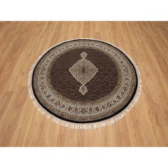 4'10"x4'10" Black Tabriz Mahi with Fish Design 175 KPSI Hand Knotted Wool Rug
