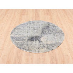 4'10"x4'10" Round Taupe Wool-Silk Abstract Design Hand Knotted Oriental Rug