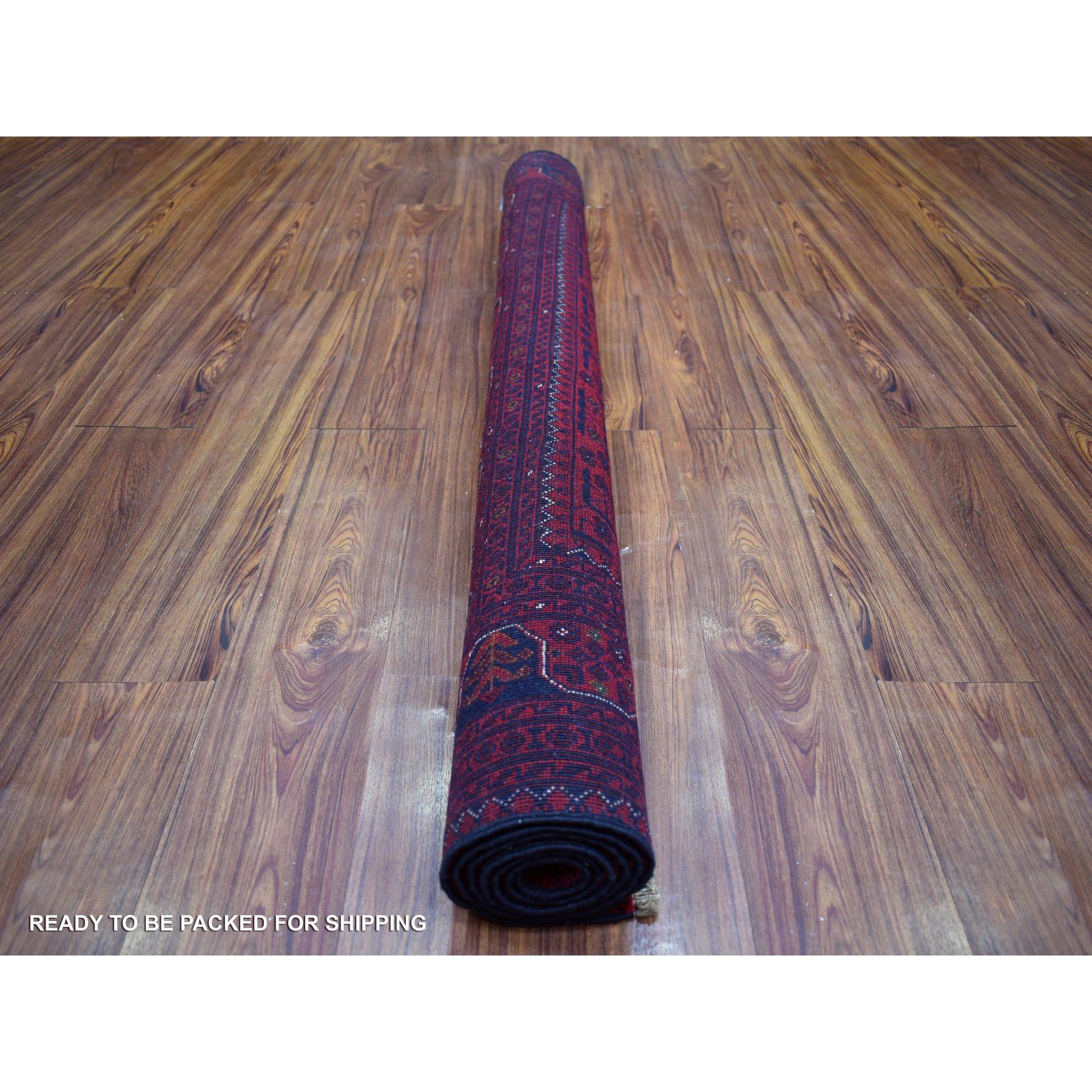 Hand-Knotted 4'10