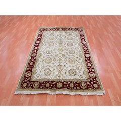 4'10"x7'3" Moderne White Rajasthan Leaf Design Hand Knotted Wool and Silk Rug
