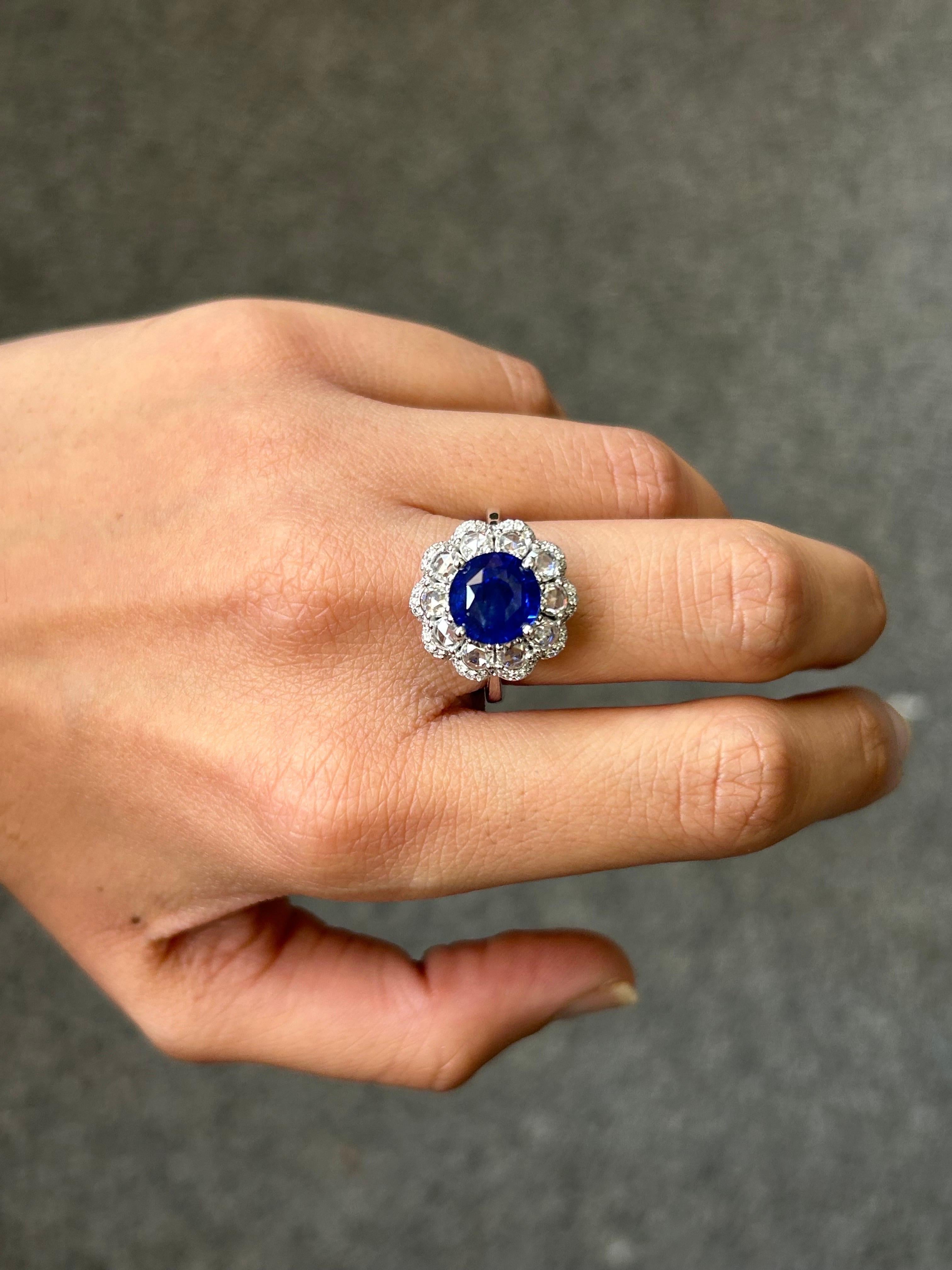 4.11 Carat Ceylon Blue Sapphire & Diamond Engagement Ring For Sale 2