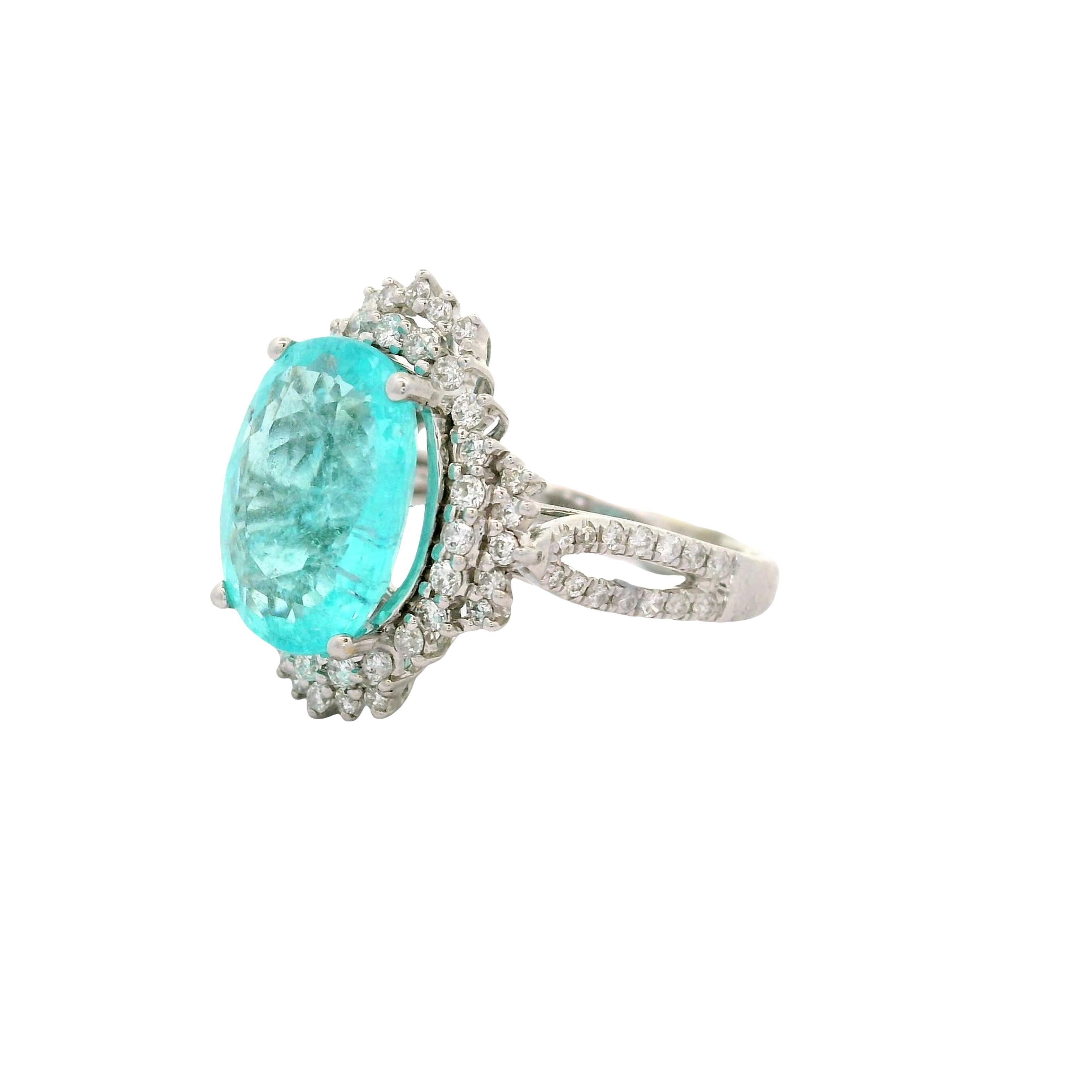 Bague en or blanc 18 carats, tourmaline Paraiba diamantée de 4,11 carats, certifiée GIA Excellent état - En vente à Beverly Hills, CA