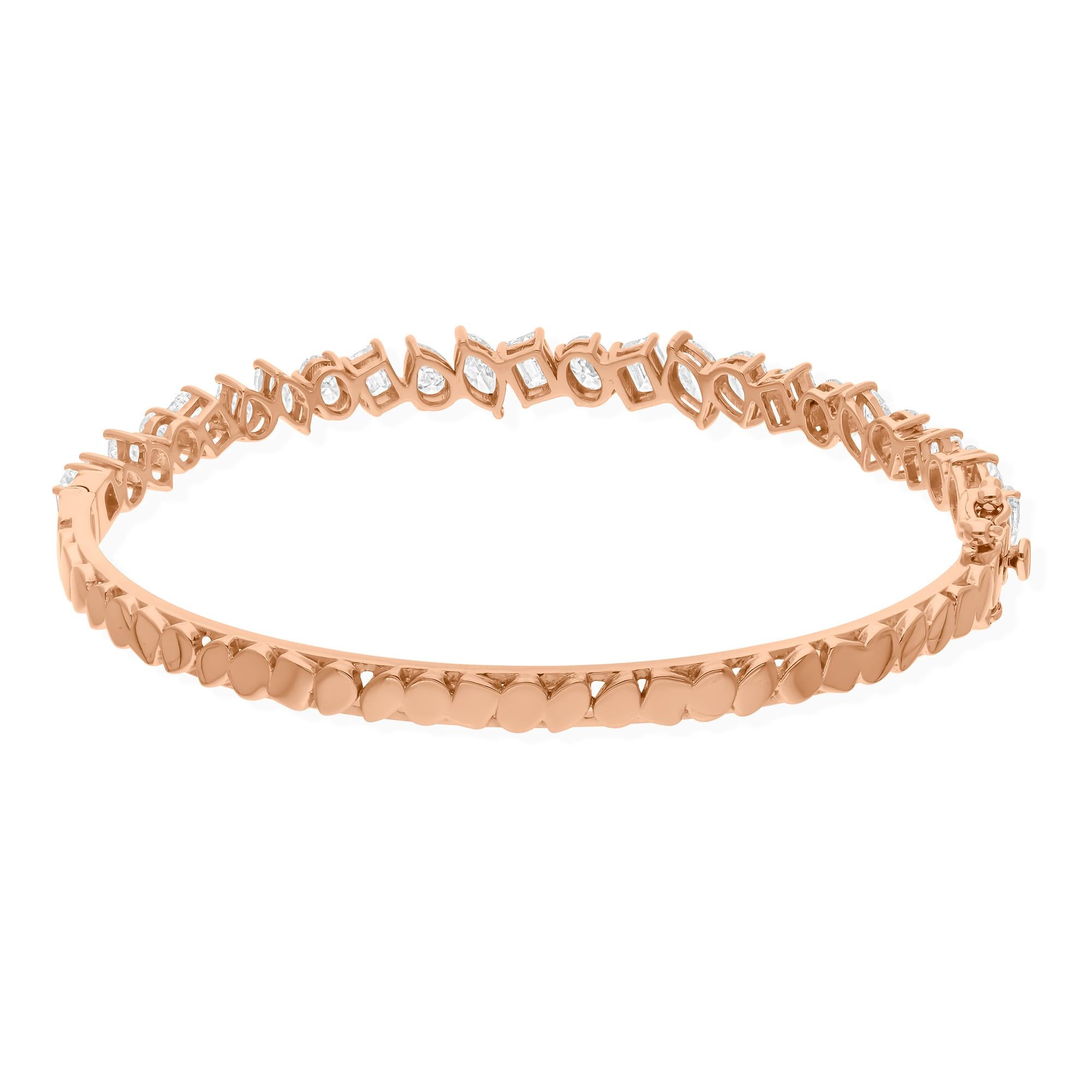 Taille poire Bracelet jonc en or rose 18 carats avec diamants multiformes de 4,11 carats SI/H en vente