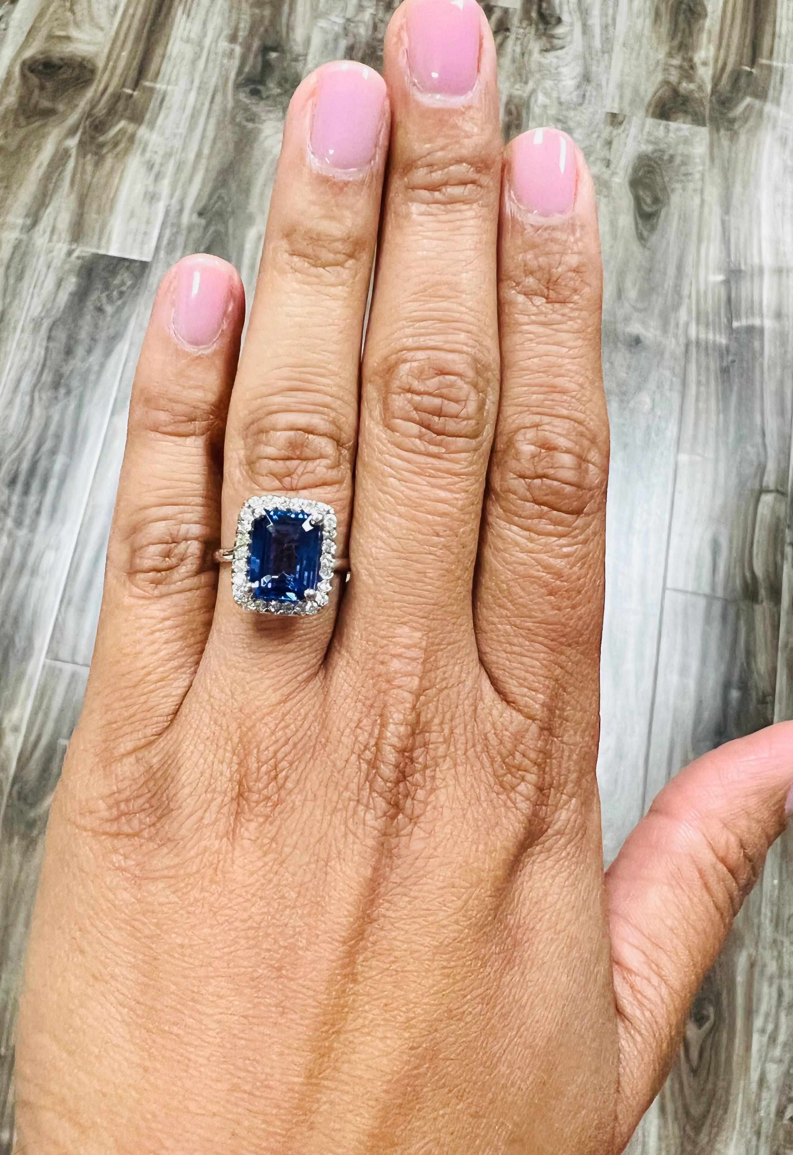 Women's 4.11 Carat Tanzanite Diamond 14 Karat White Gold Ring For Sale