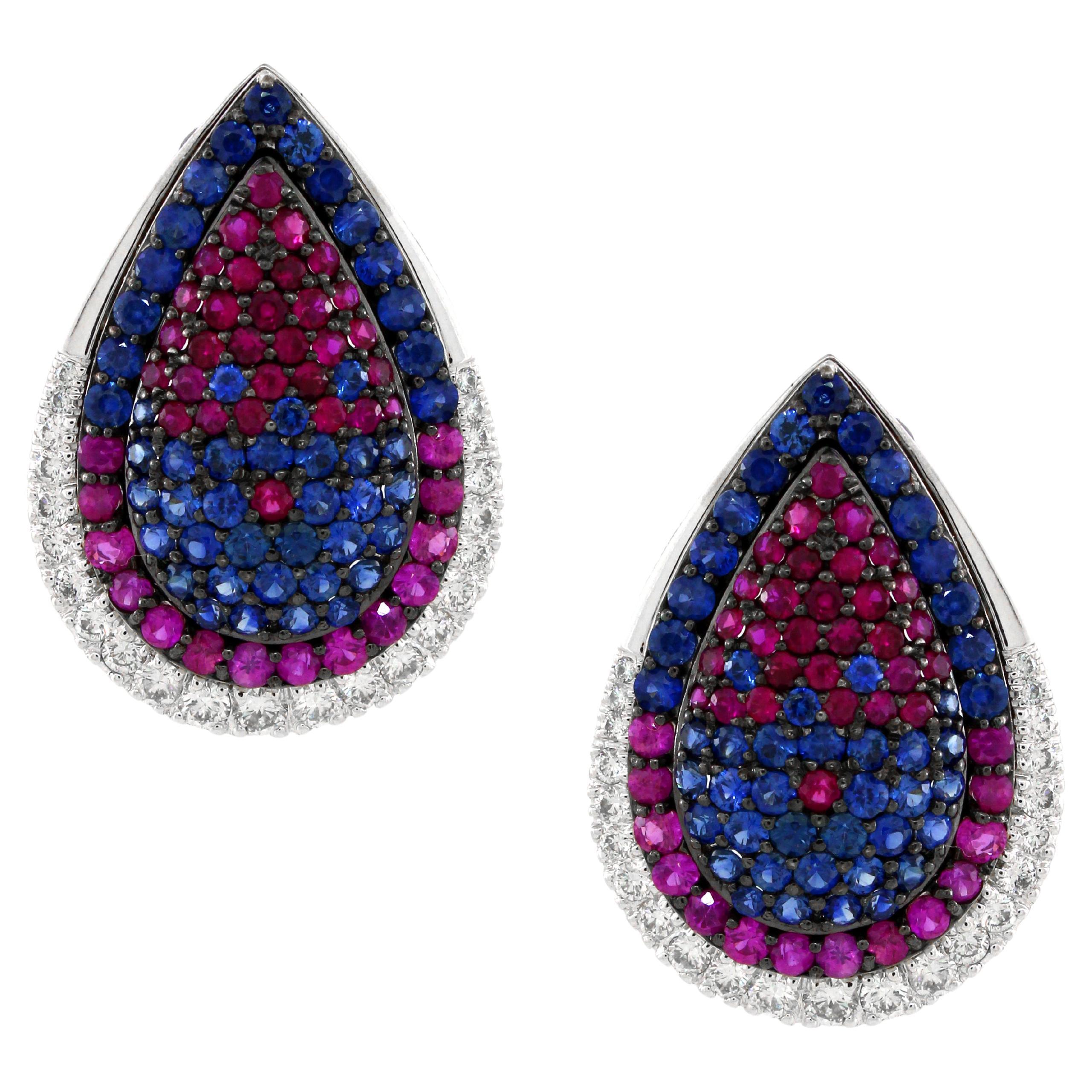 4.11 carats of Sapphire and Ruby Stud Earrings For Sale