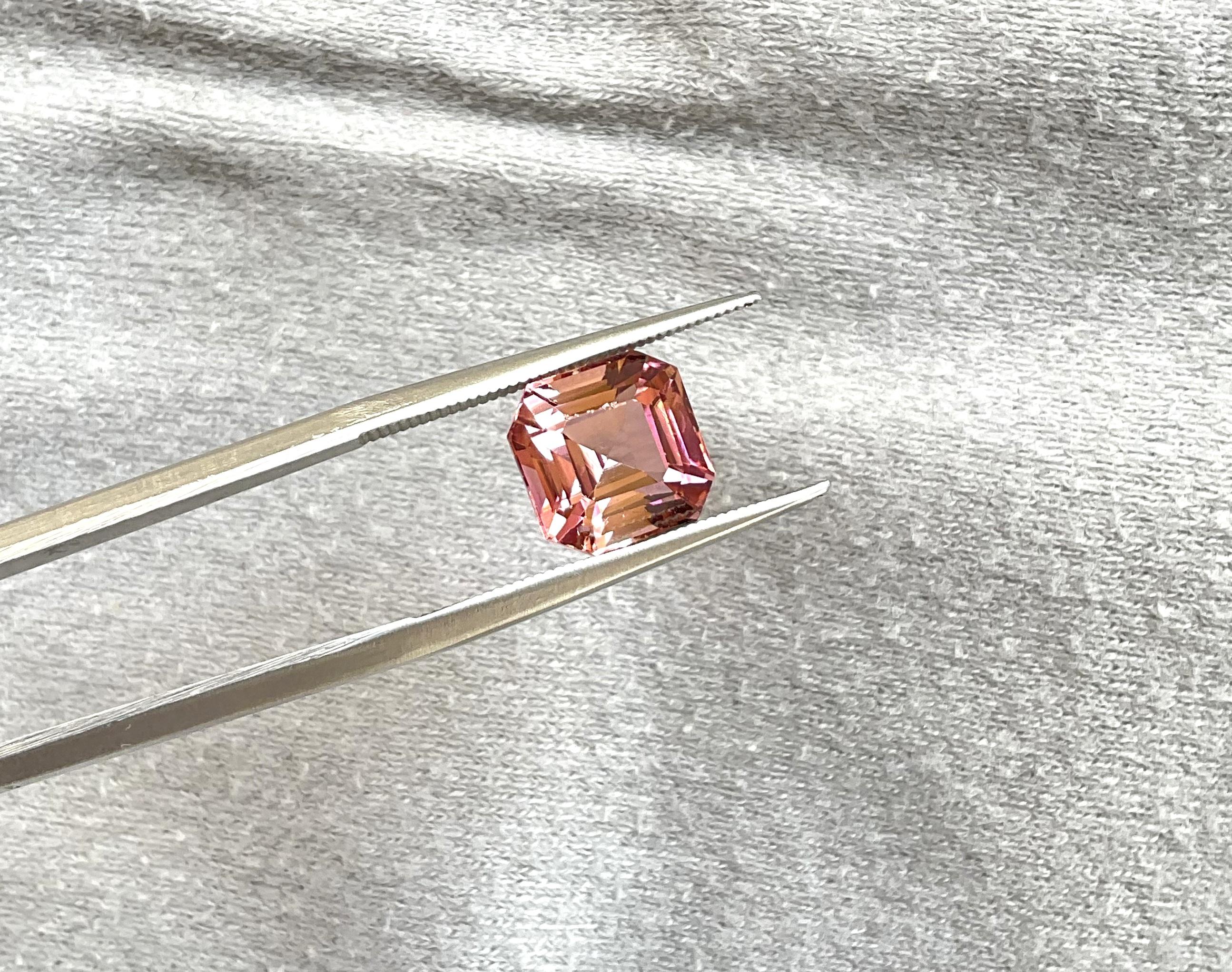 4.11 Carats Pink Peach Top Quality Radiant Cut stone For Jewelry Natural Gem In New Condition For Sale In Jaipur, RJ