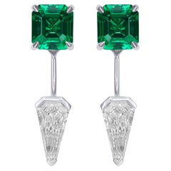 Boucles d'oreilles en tsavorite de 4,11 carats avec jaquettes amovibles en diamant