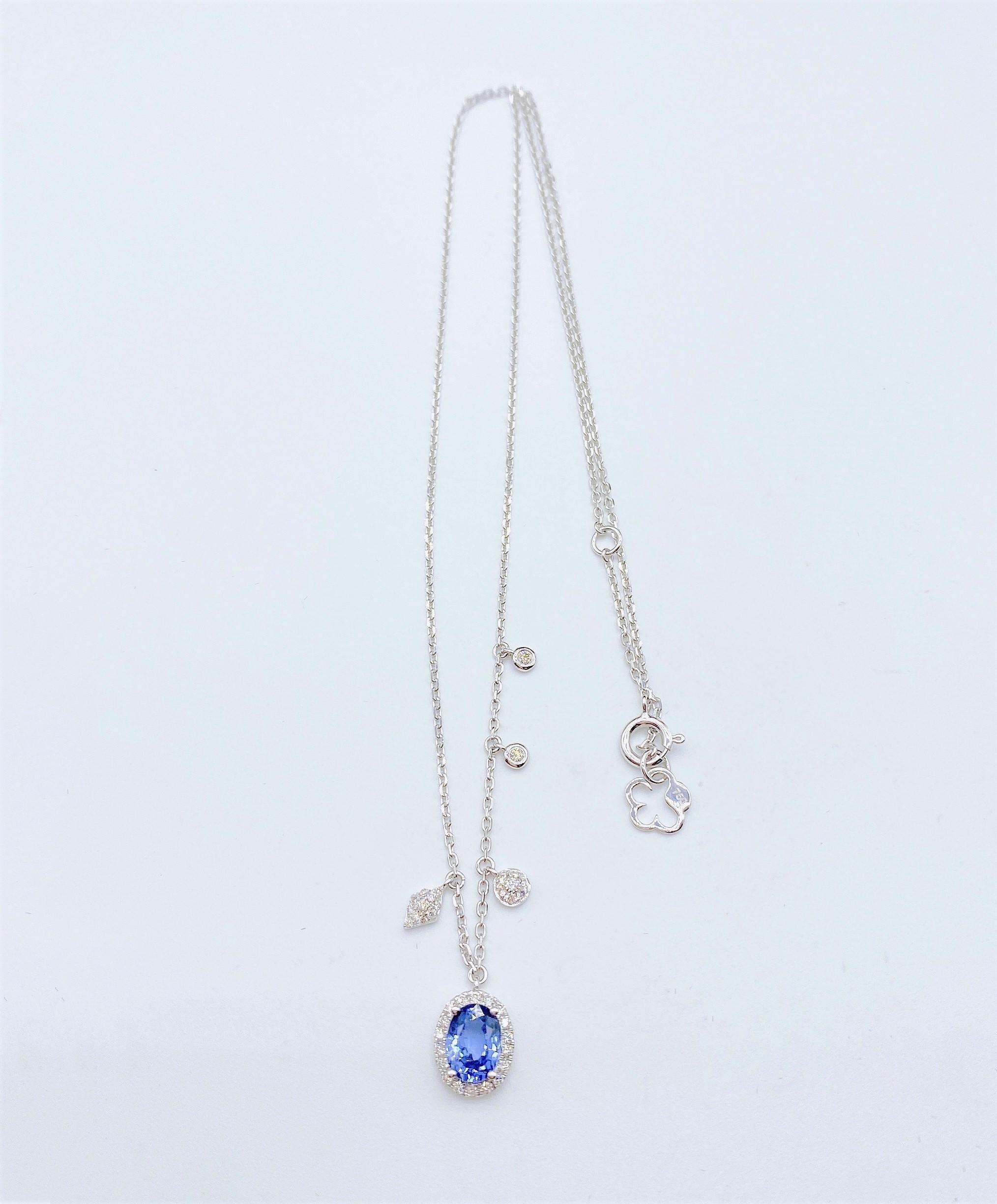 Mixed Cut $4, 119 Stunning 18Kt Gold Gorgeous Blue Sapphire and Diamond Pendant Necklace For Sale