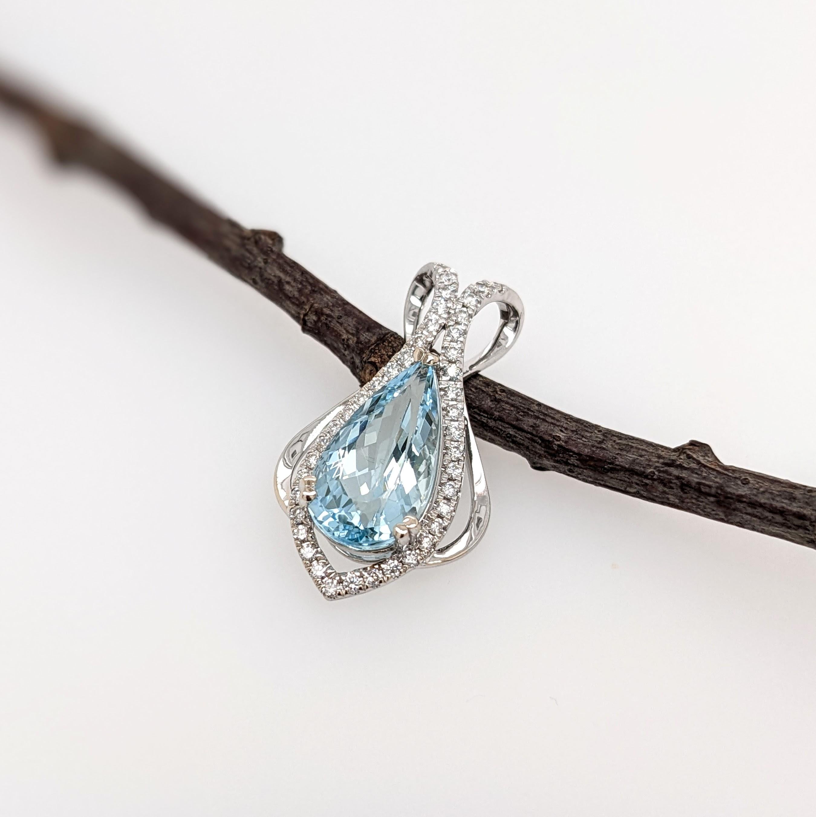 Taglio a goccia Ciondolo con acquamarina da 4,1 carati e diamanti estratti dalla terra in oro massiccio 14K  Pera 16x9mm in vendita